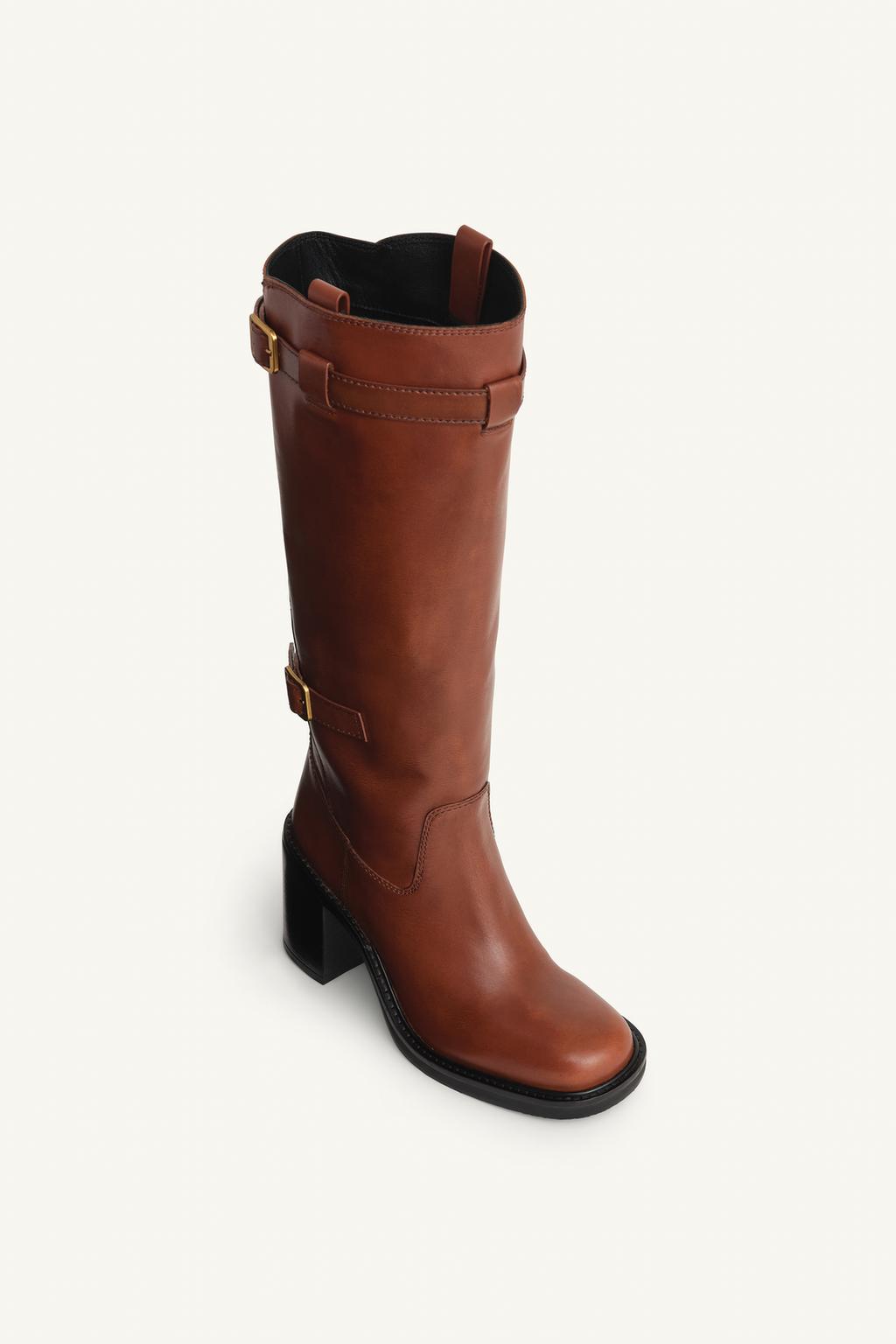 Leather Buckle Boots Limited Edition
