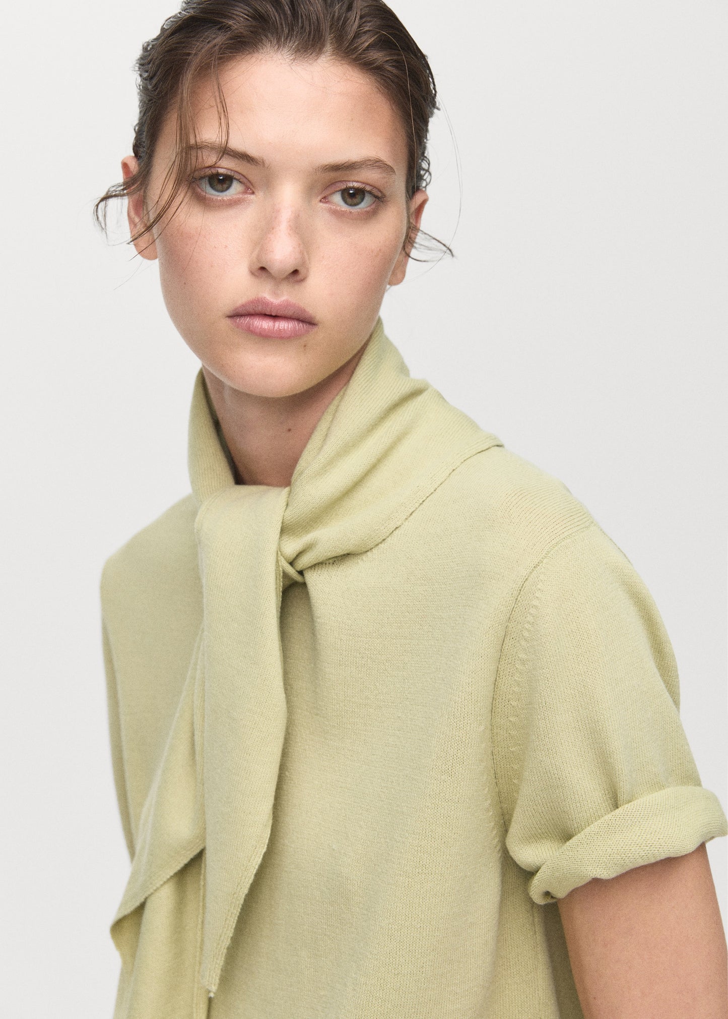 Short sleeve scarf sweater