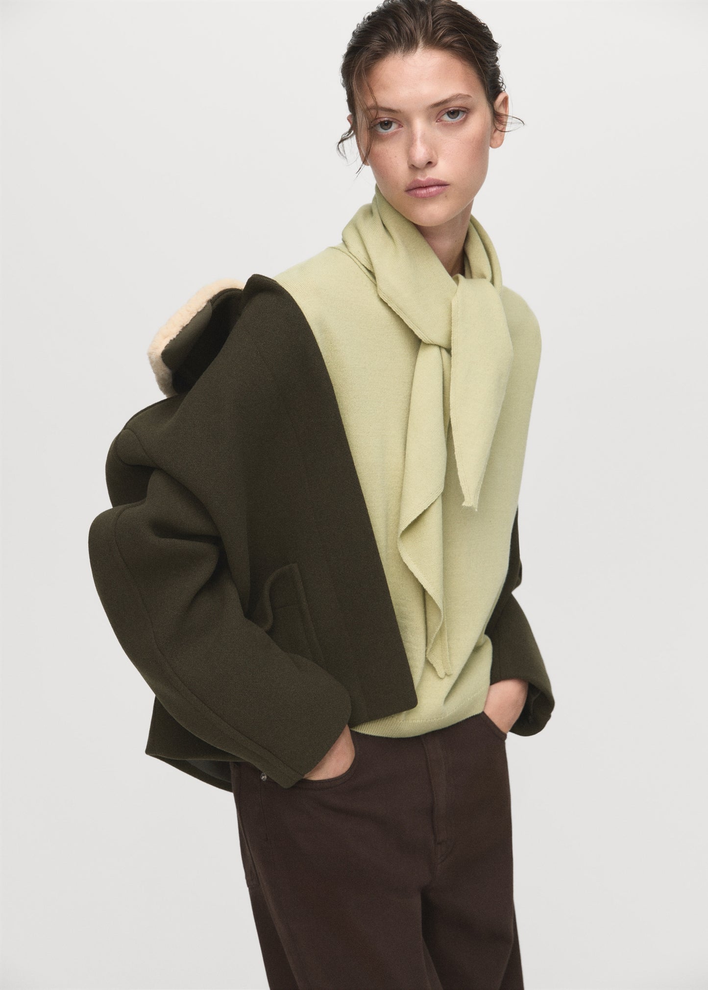 Short sleeve scarf sweater
