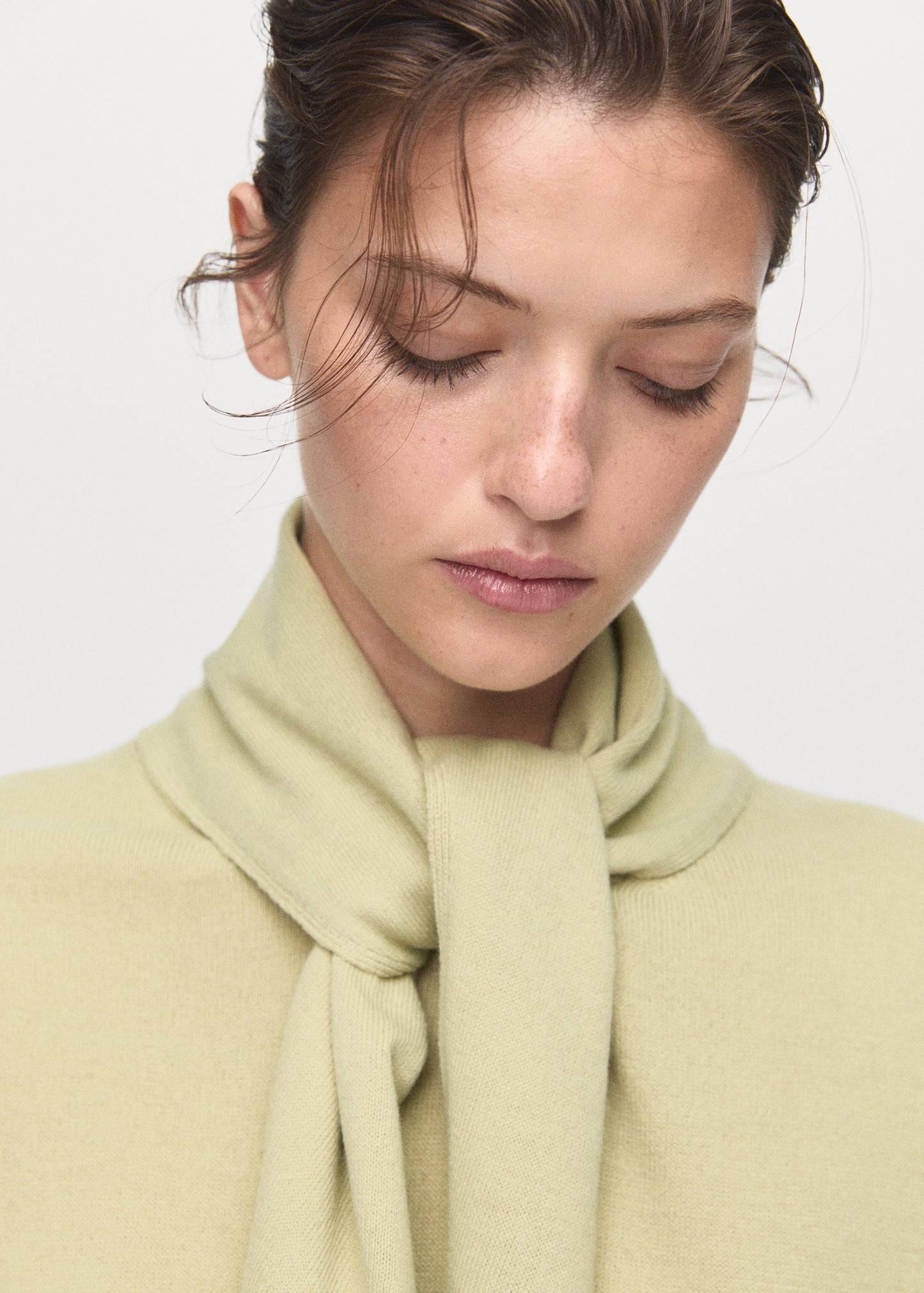 Short sleeve scarf sweater