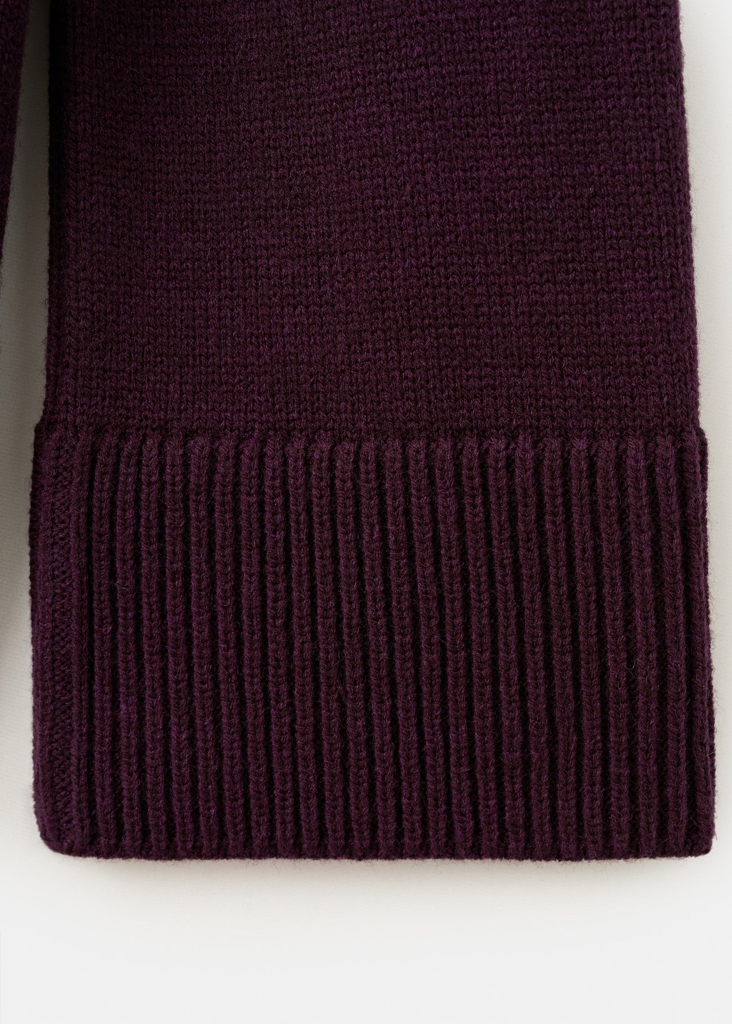Turtleneck sweater with slits