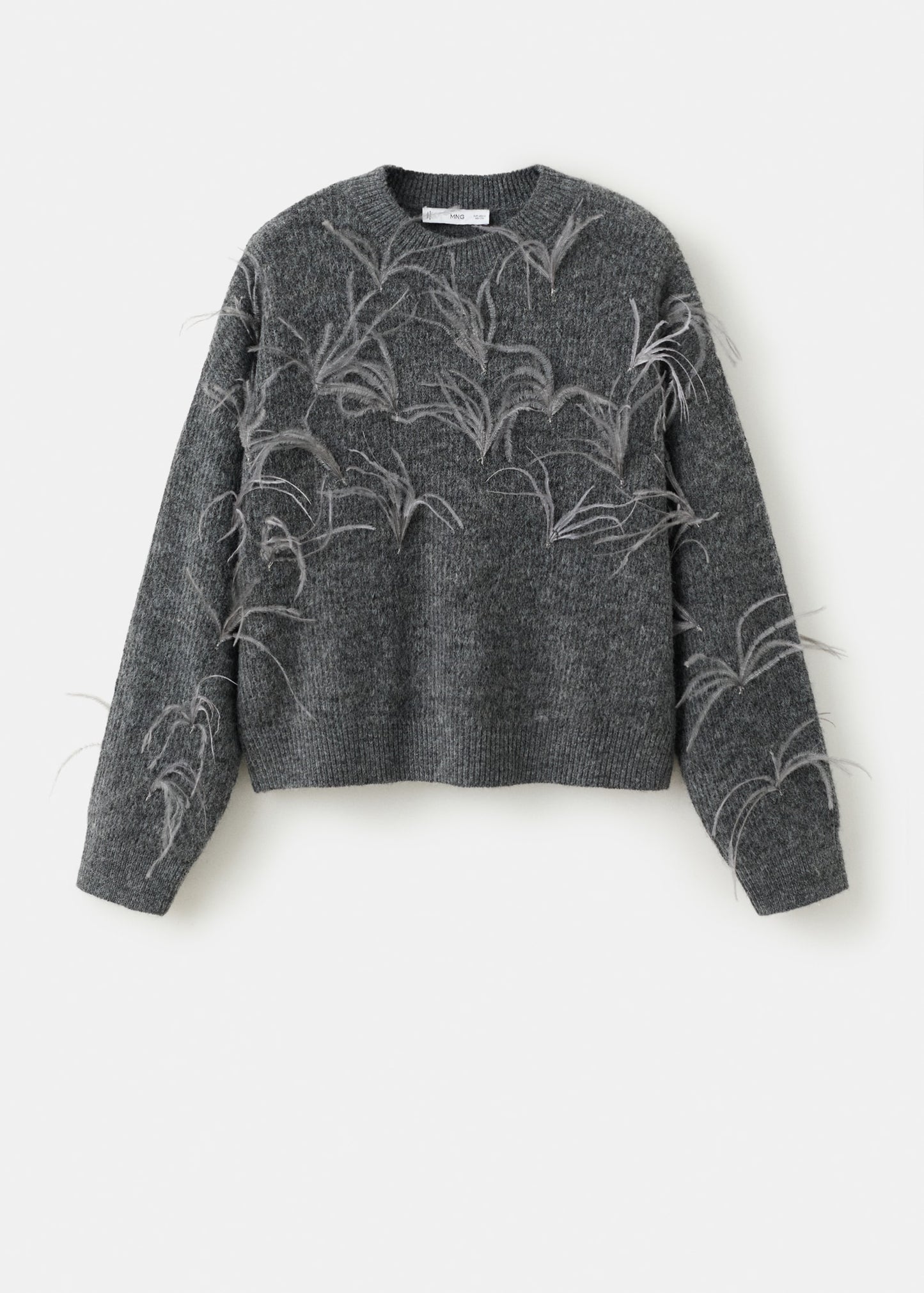 Knitted sweater with feathers