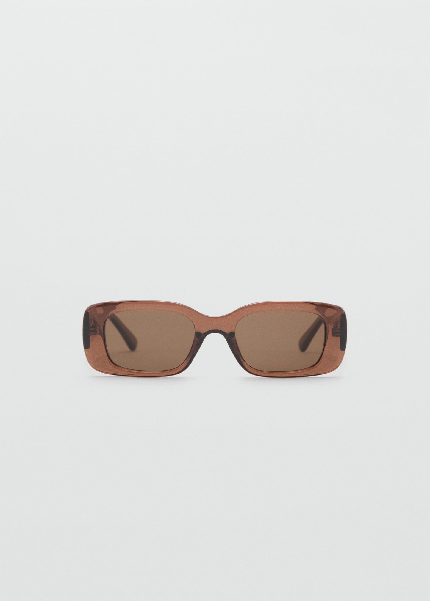 Maxi-frame sunglasses