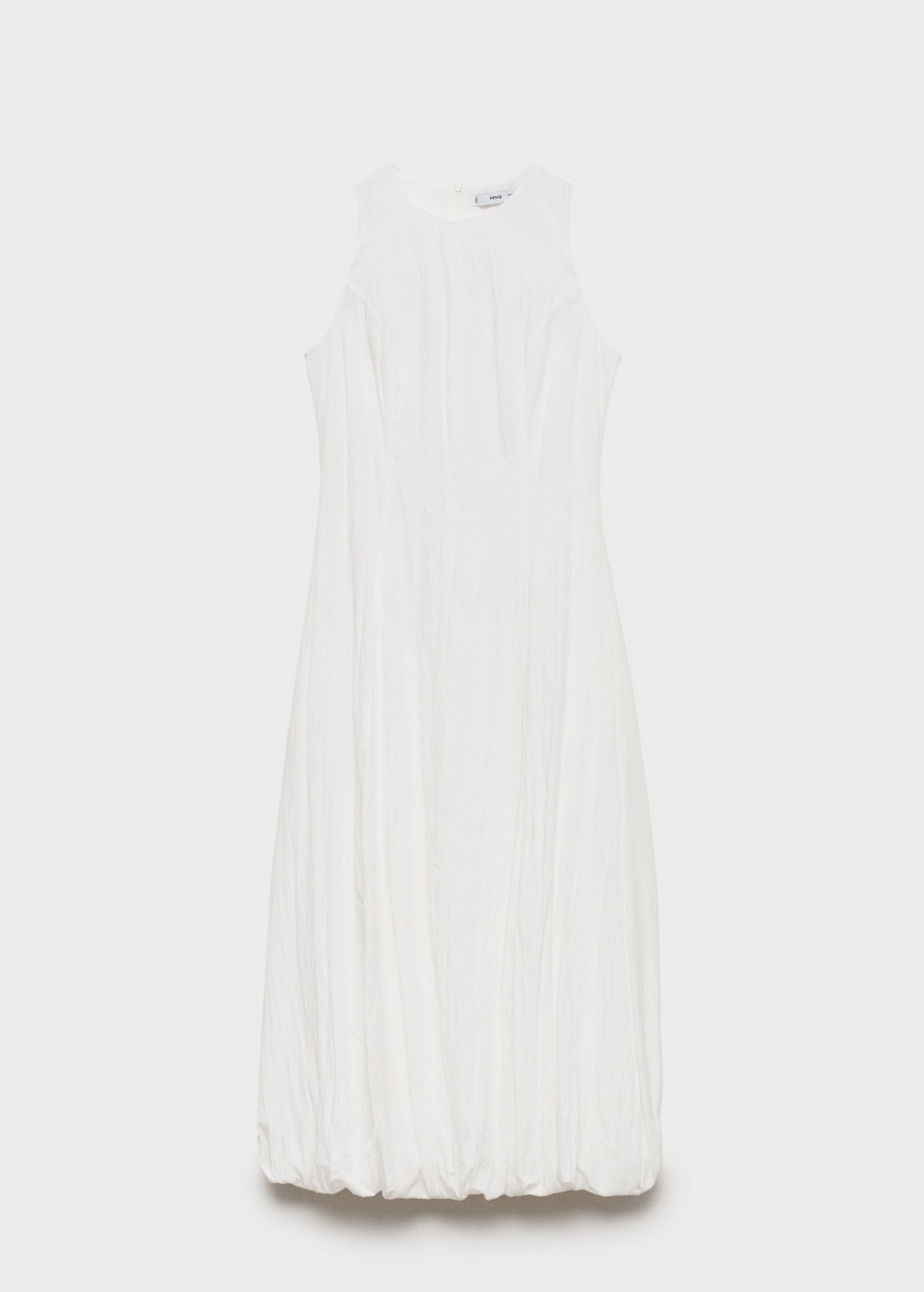 Long balloon-effect dress