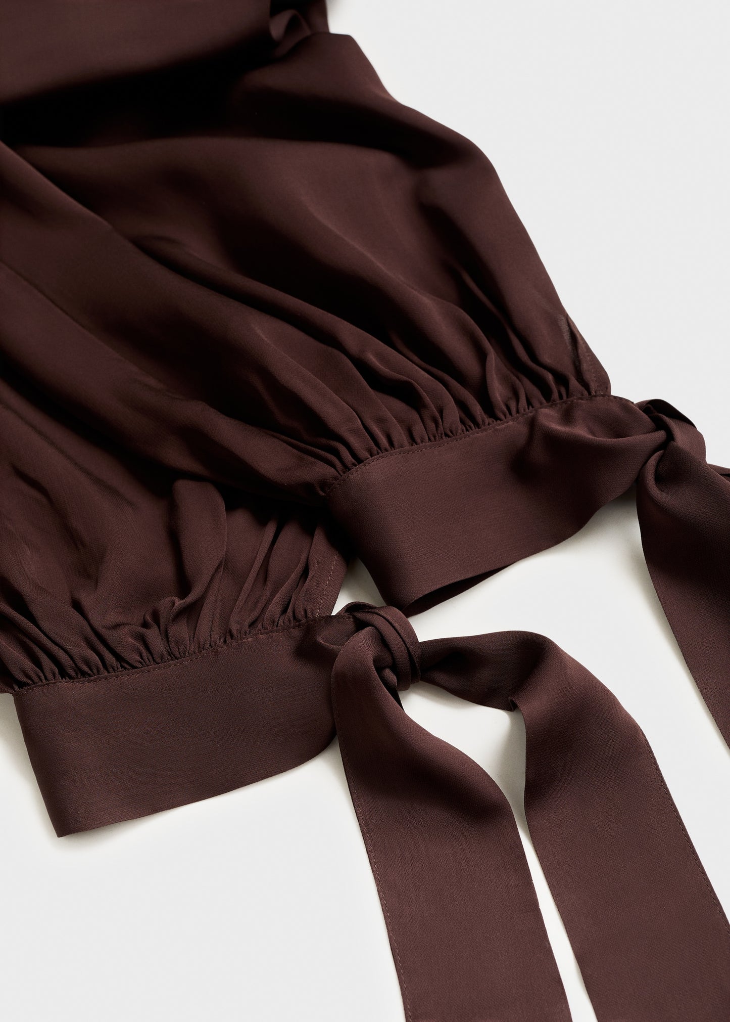 Balloon-style trousers with bows