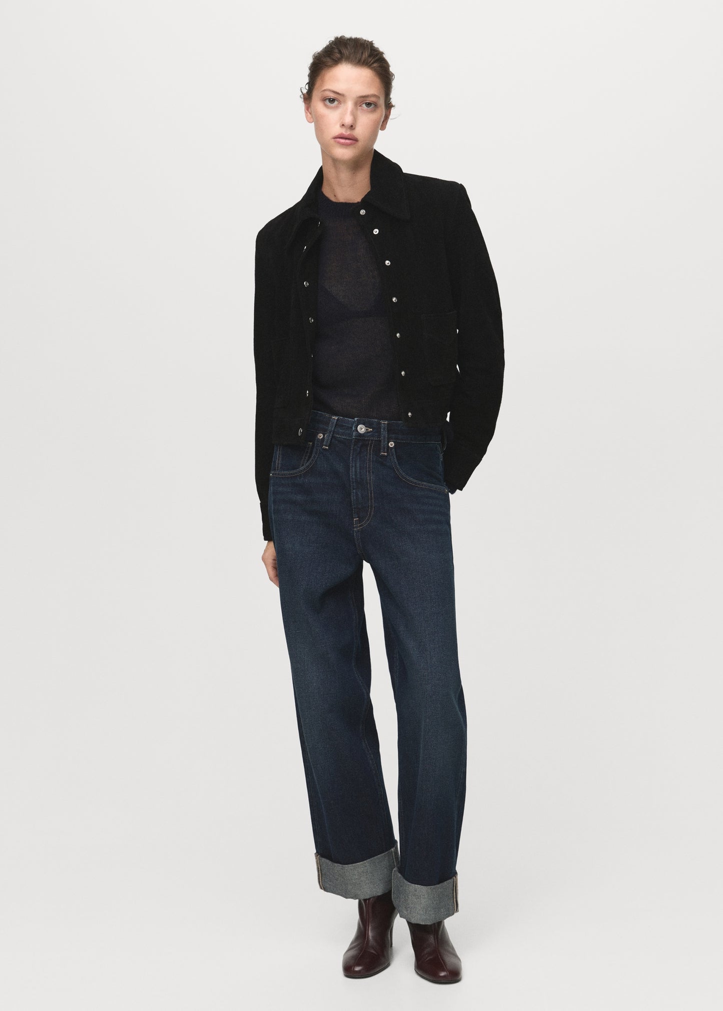 Wide-leg jeans with turn-up hem