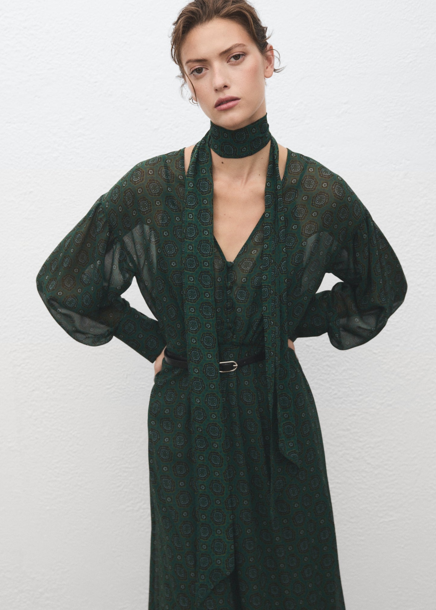 Printed dress with foulard