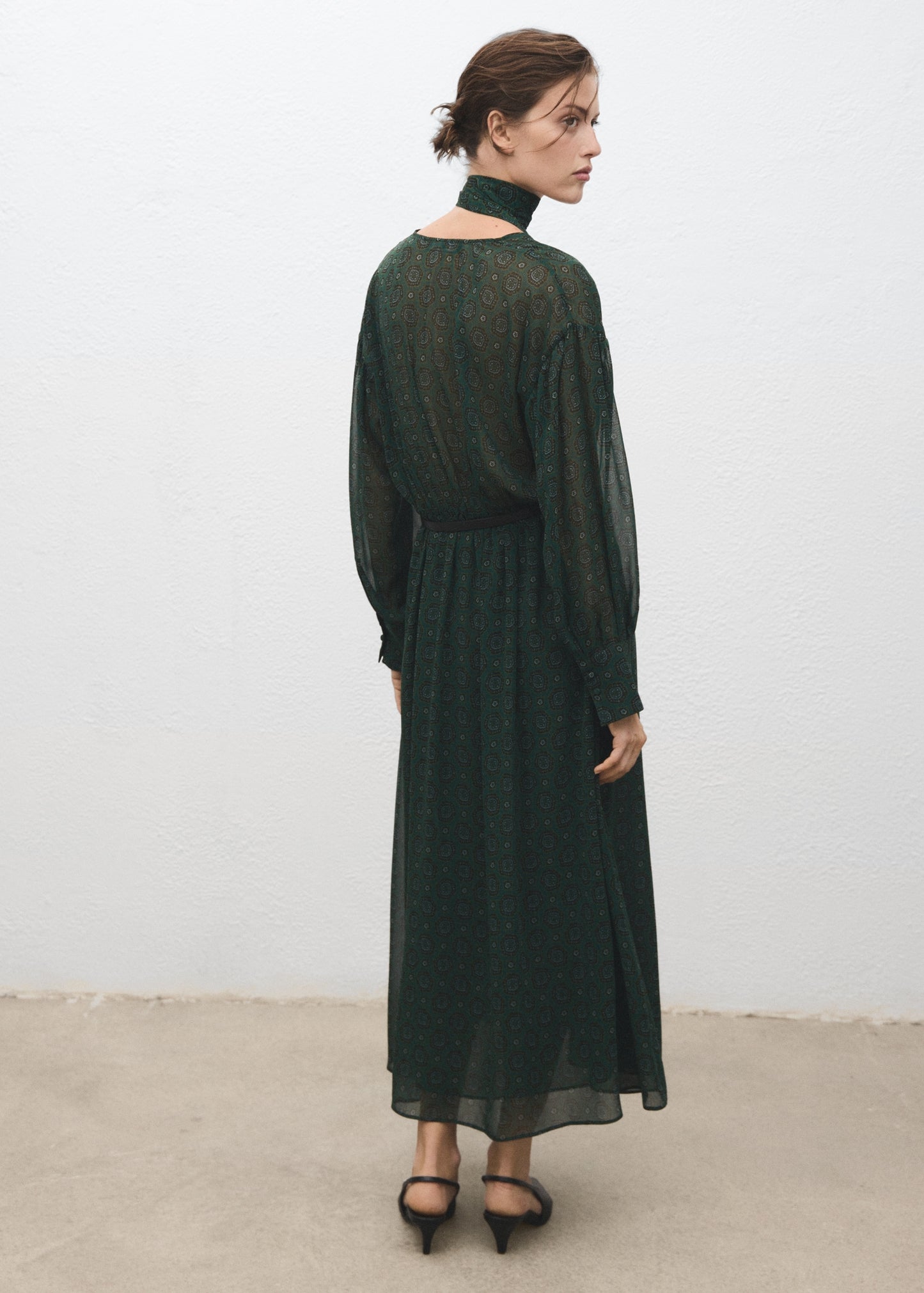 Printed dress with foulard