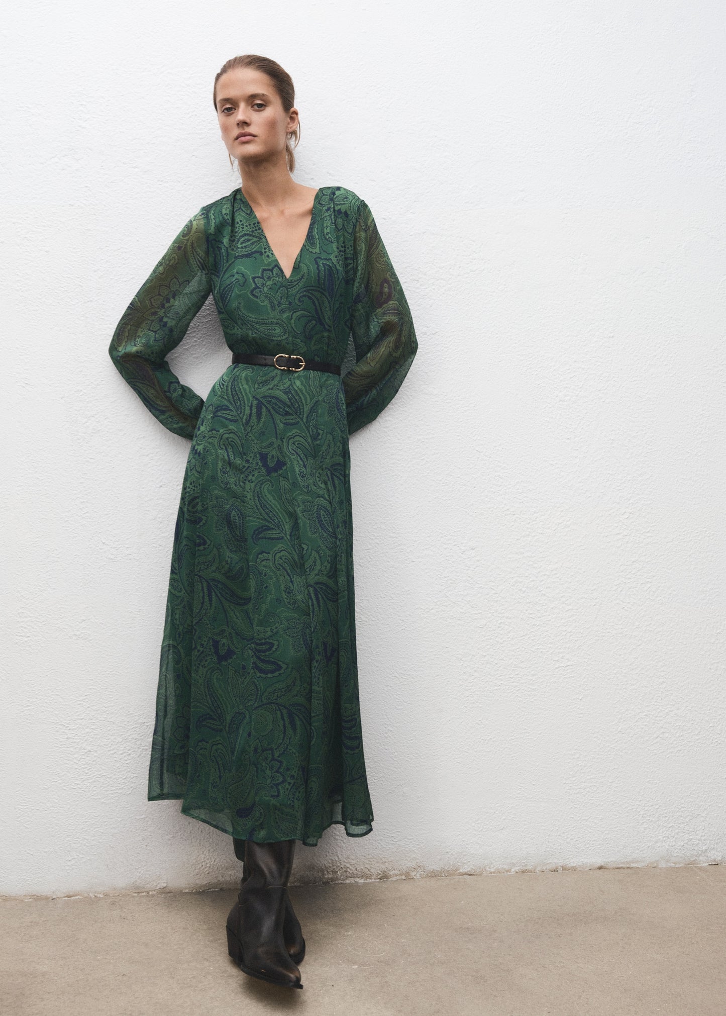 Belt printed dress