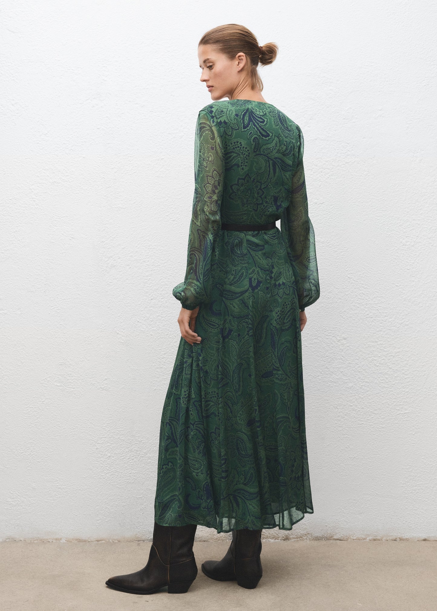 Belt printed dress