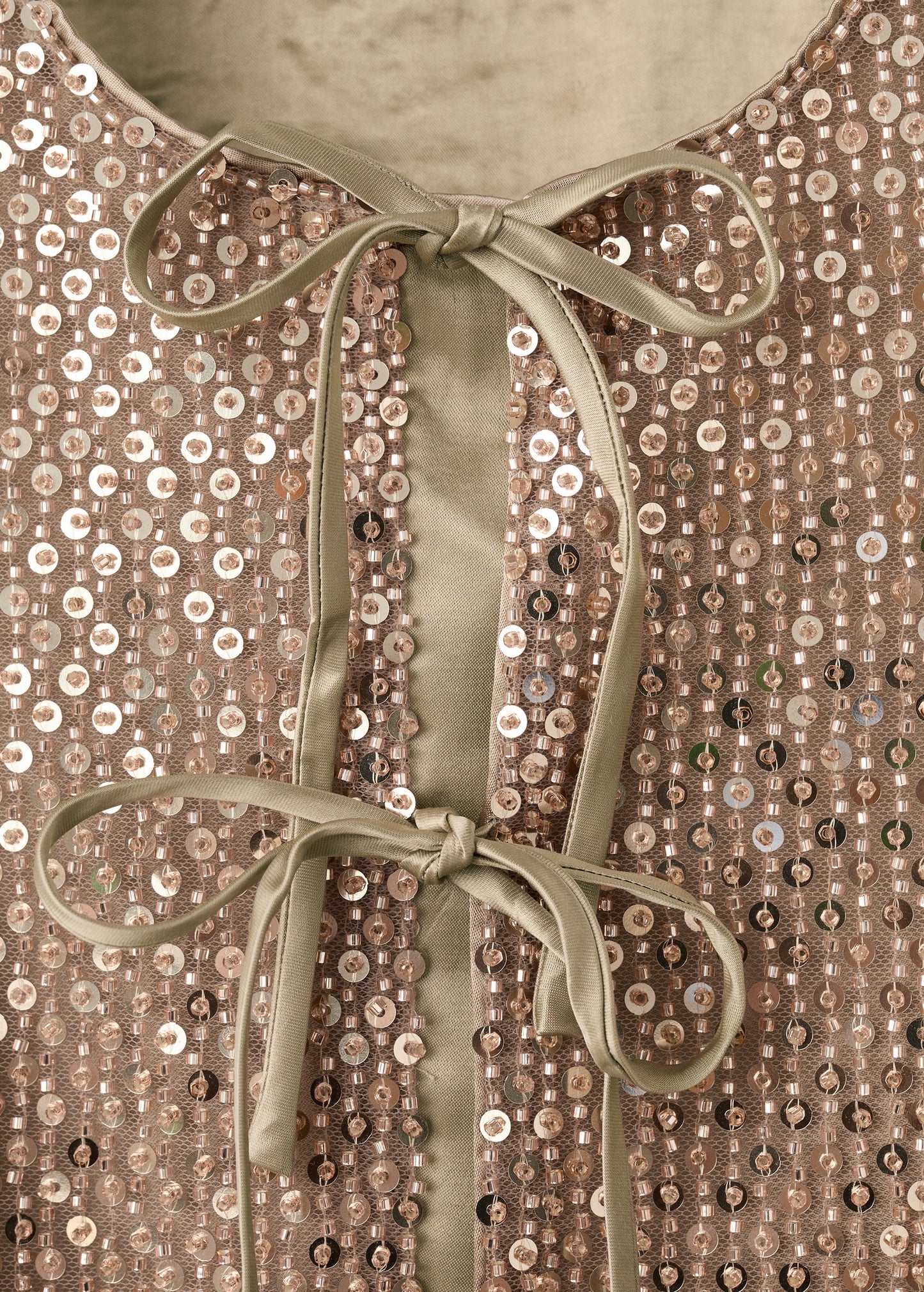 Sequin bow top