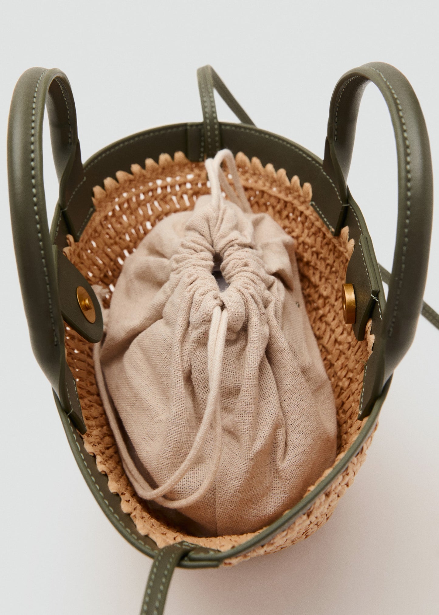 Small double-handle natural fibre bag