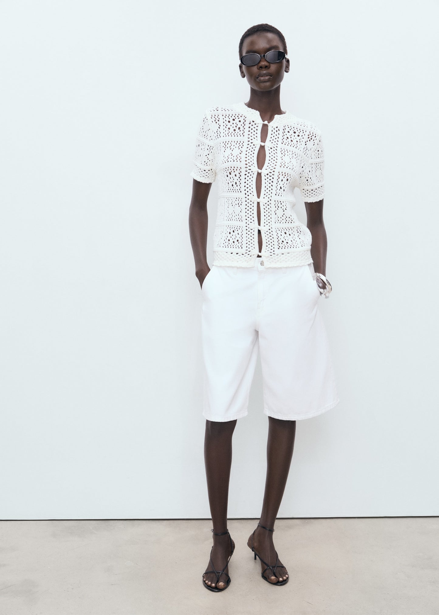 Short-sleeved crochet cardigan