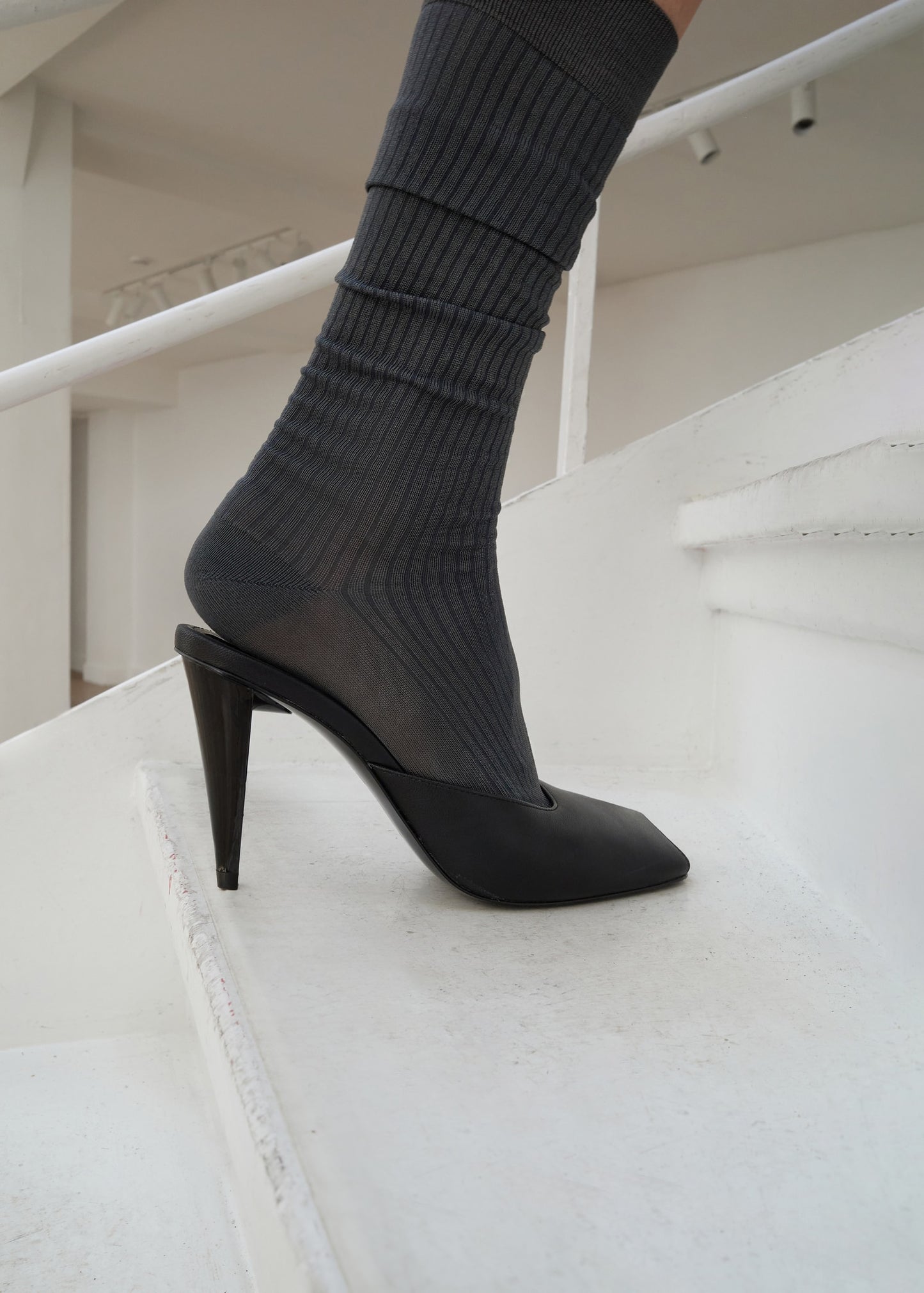 100% leather open-toe shoes
