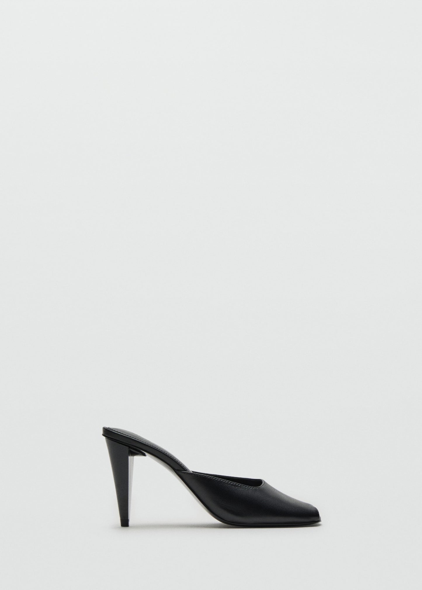 100% leather open-toe shoes