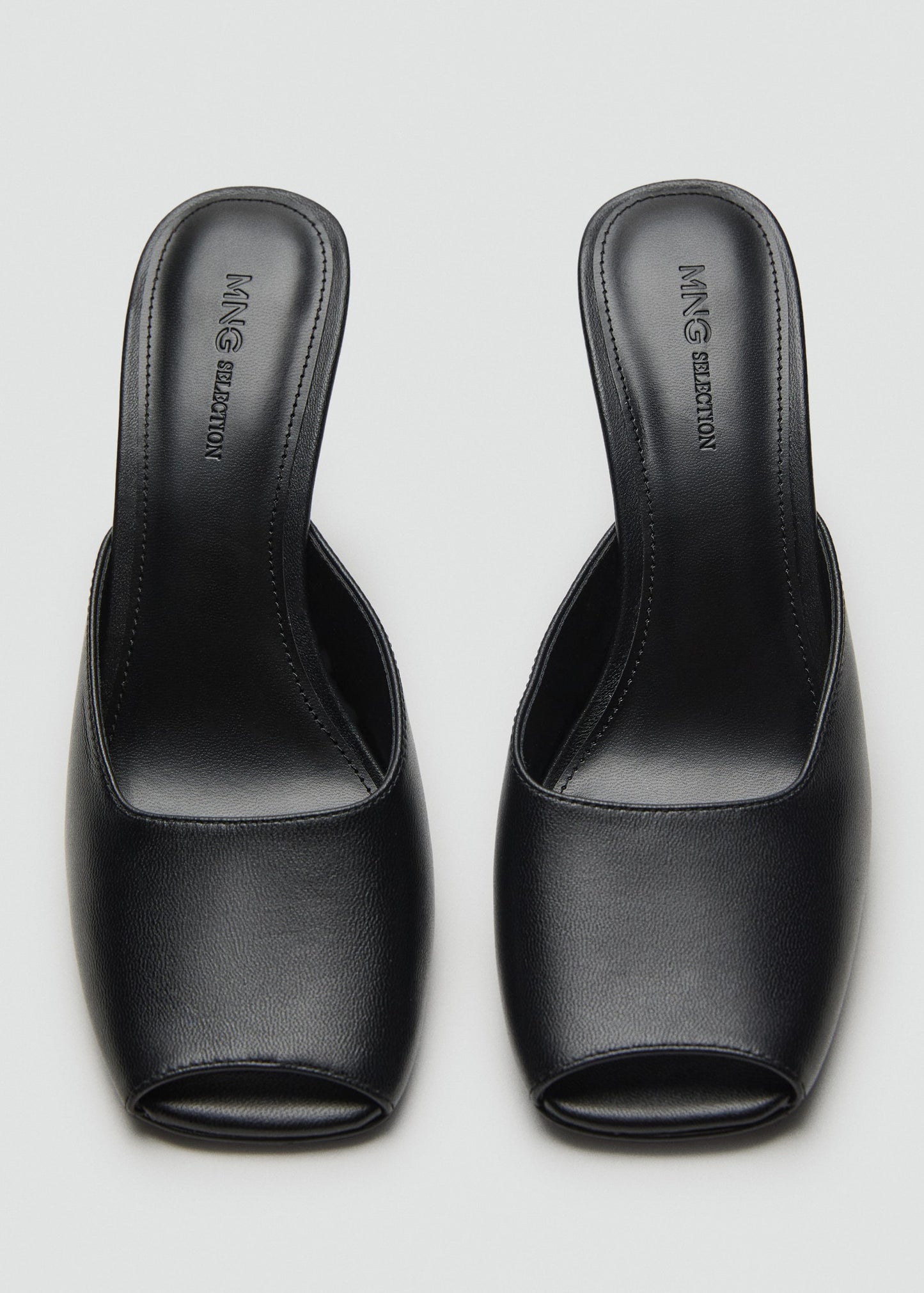 100% leather open-toe shoes
