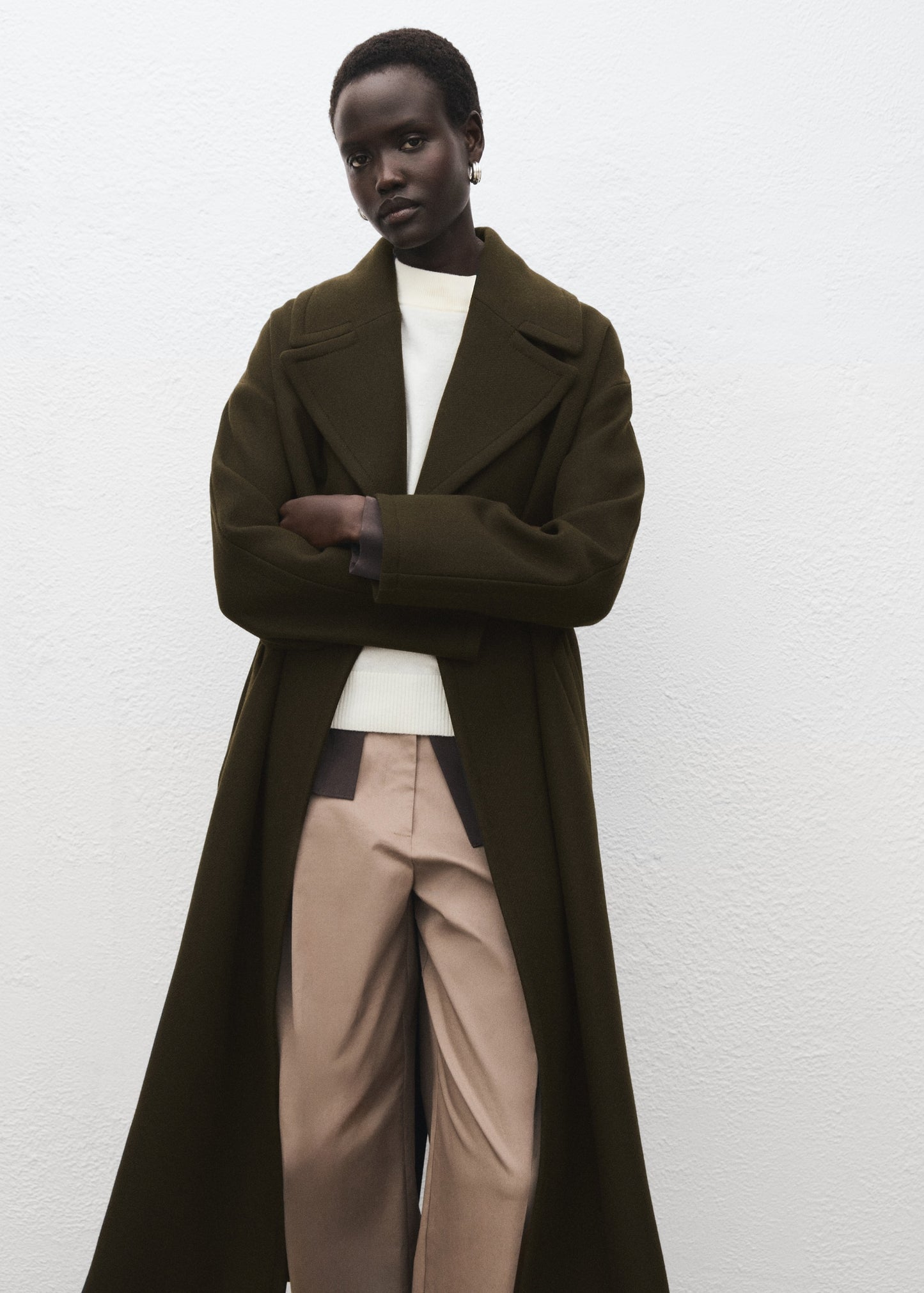 Virgin wool coat with belt