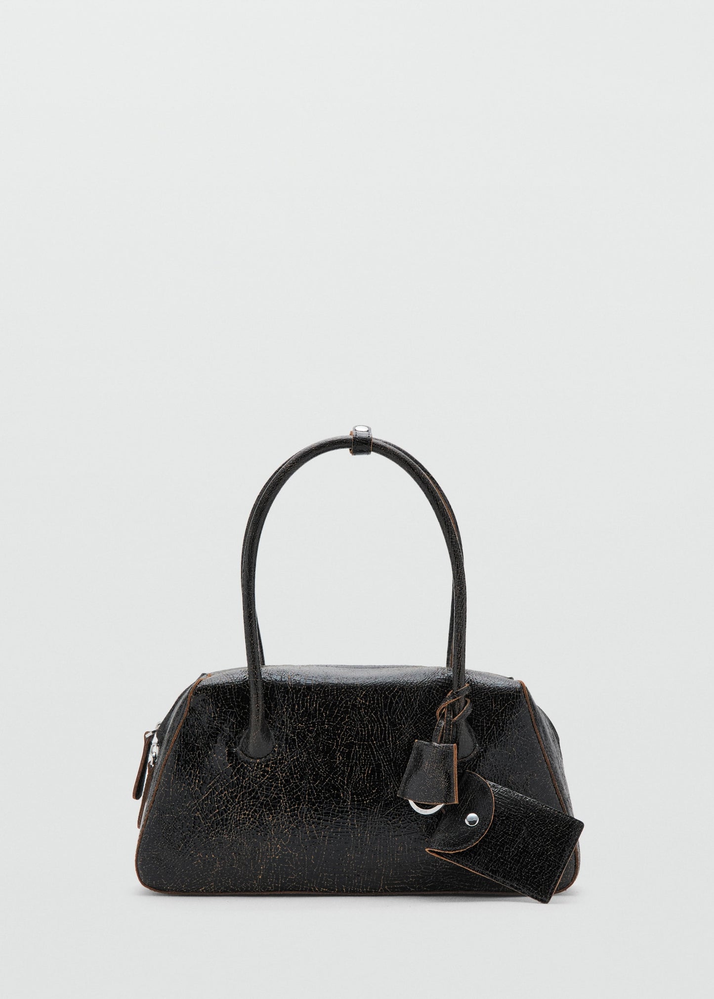 Leather shoulder bag with charms