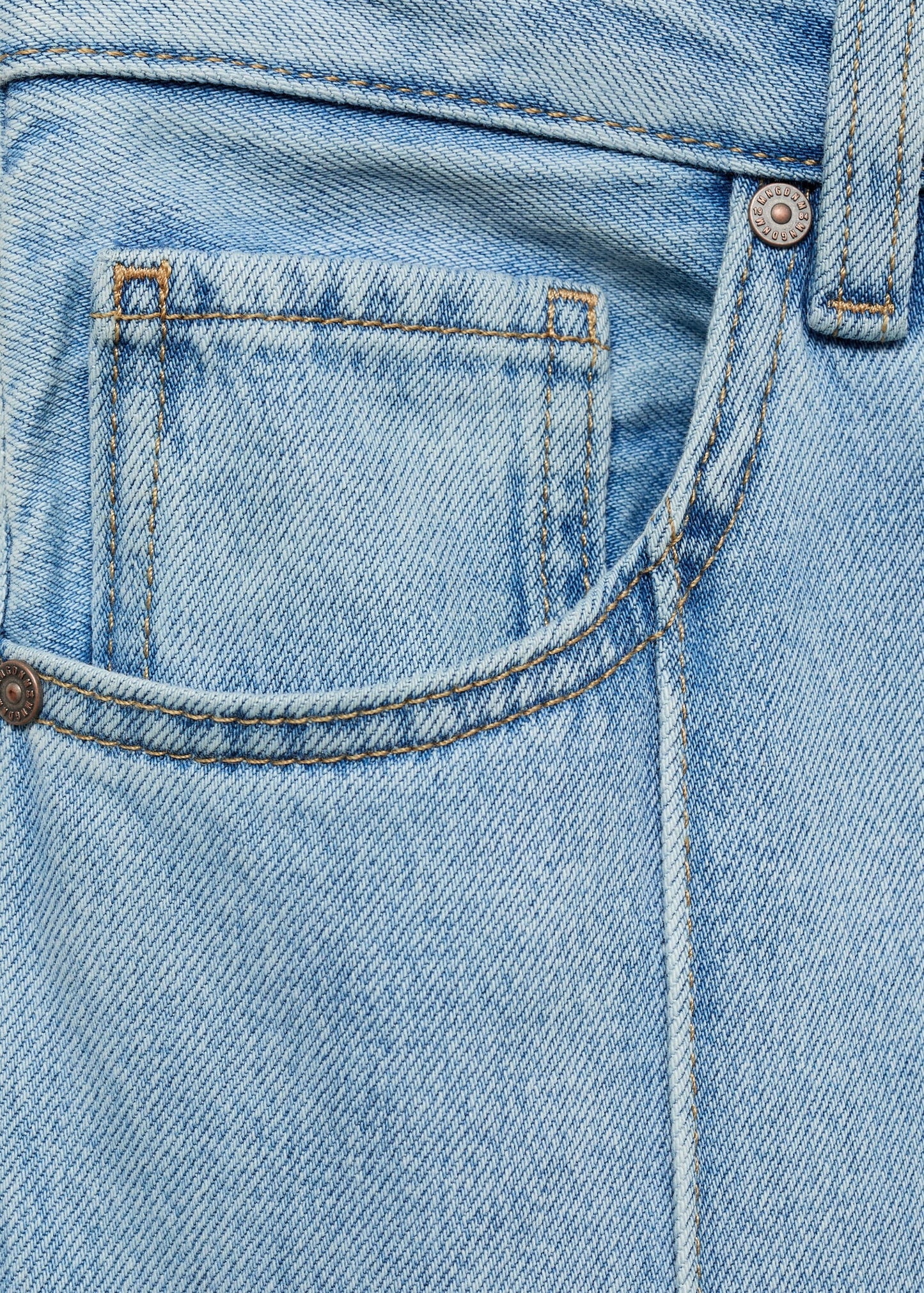 Wideleg jeans with turned-up hem