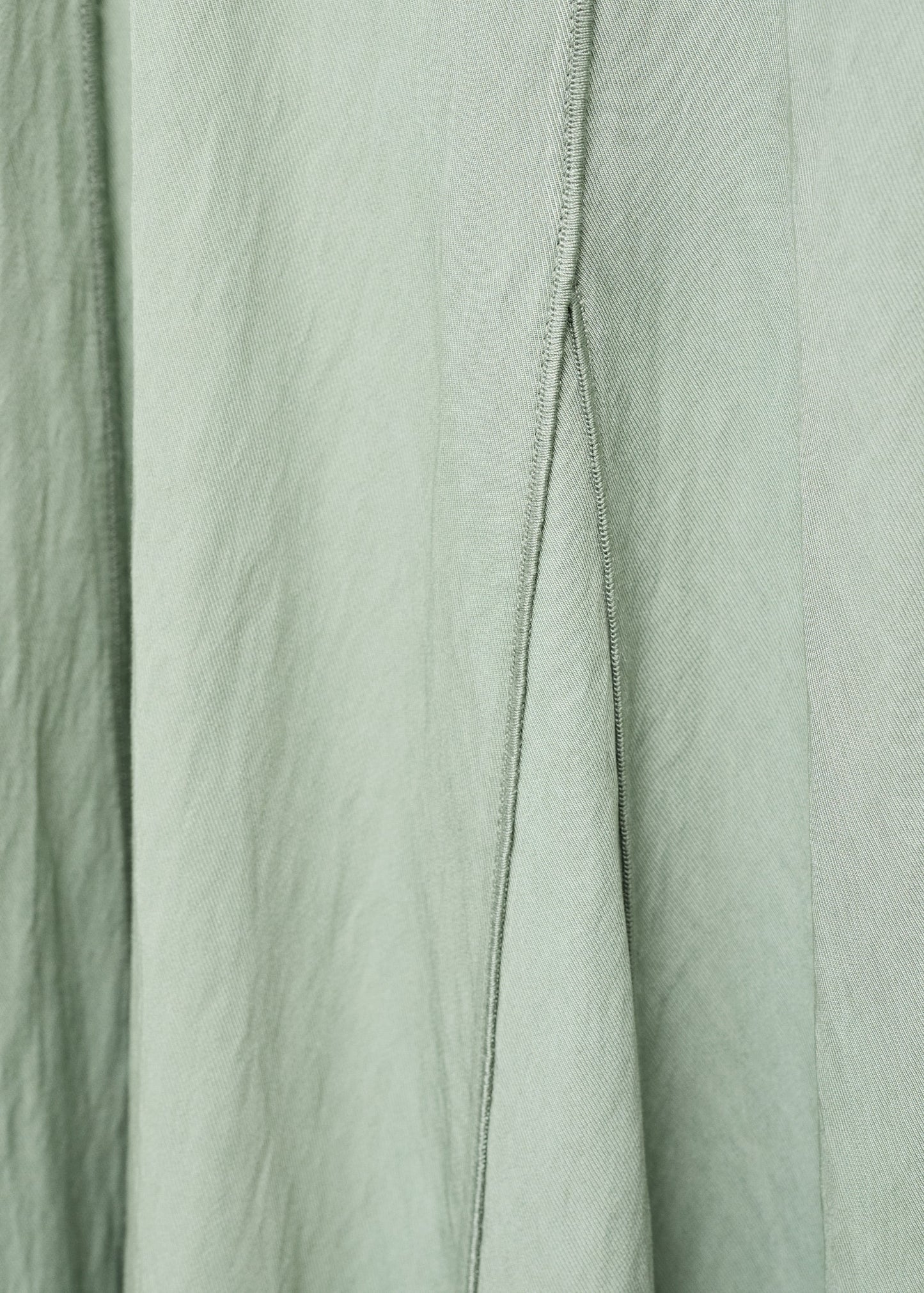 Midi-dress with stitching