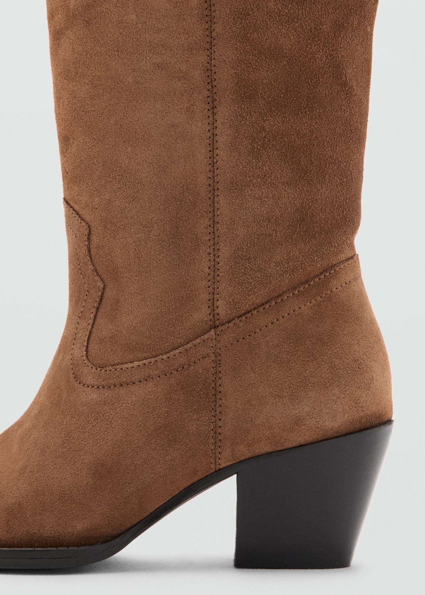 Heel leather cowboy boot