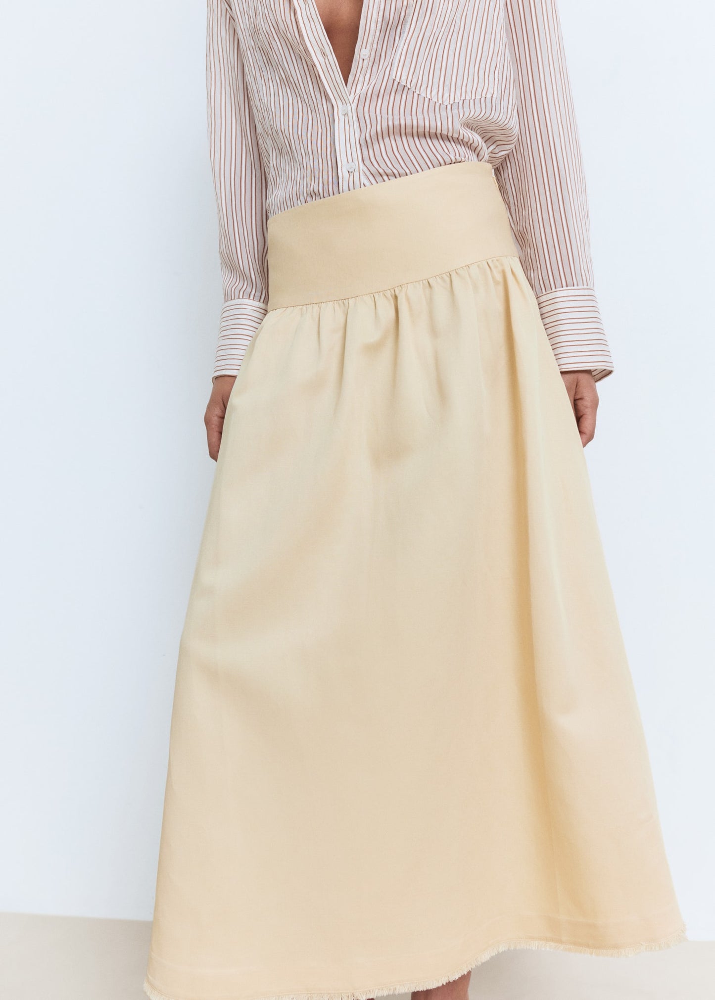 Midi skirt with frayed ends