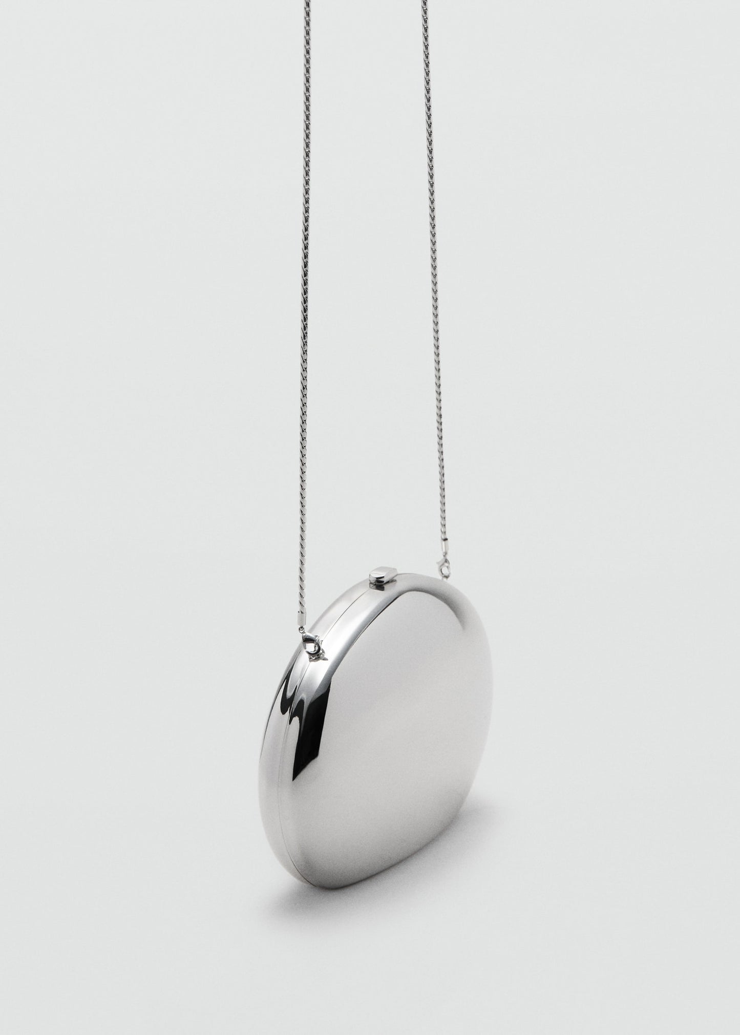 Oval clutch bag
