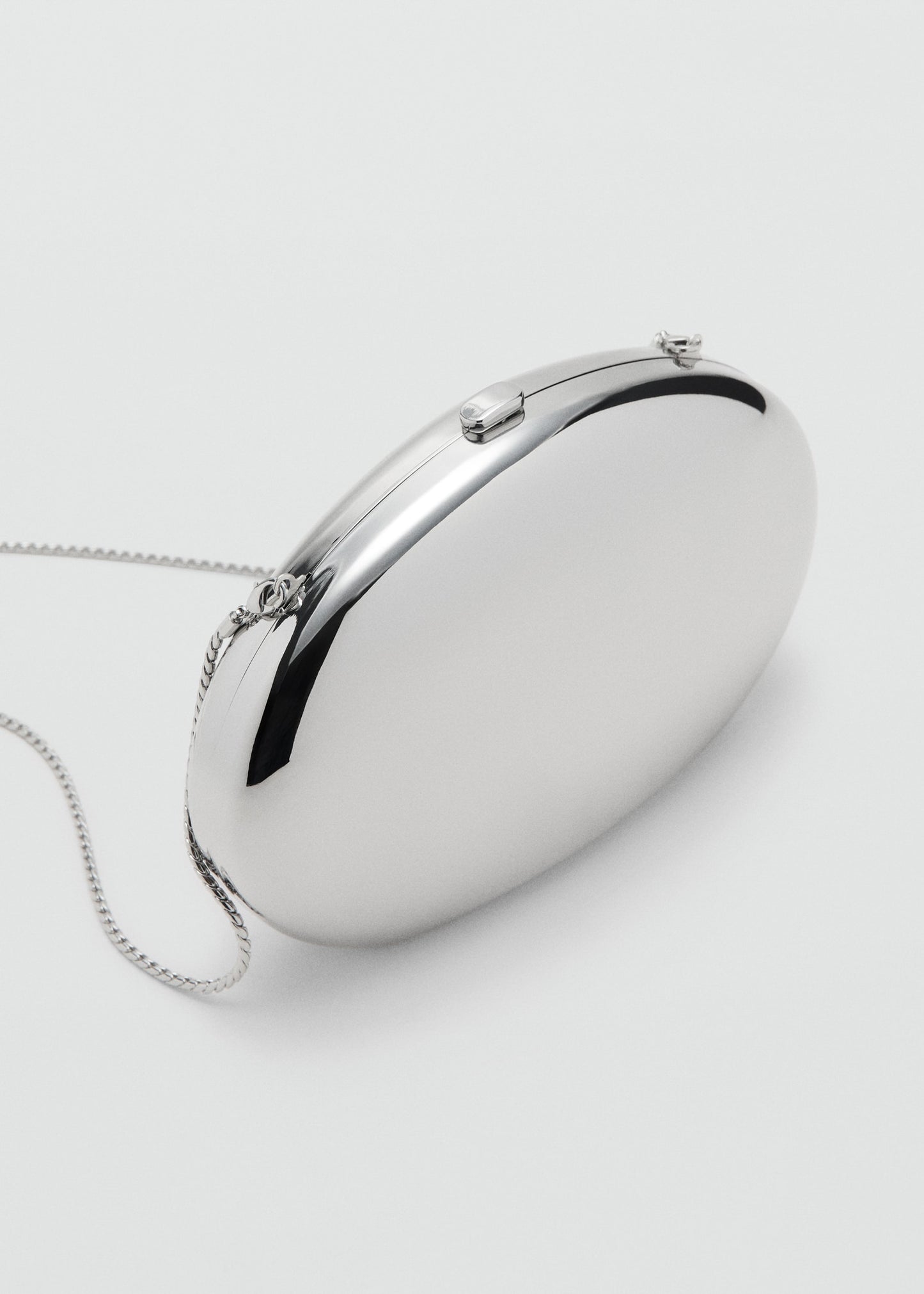 Oval clutch bag