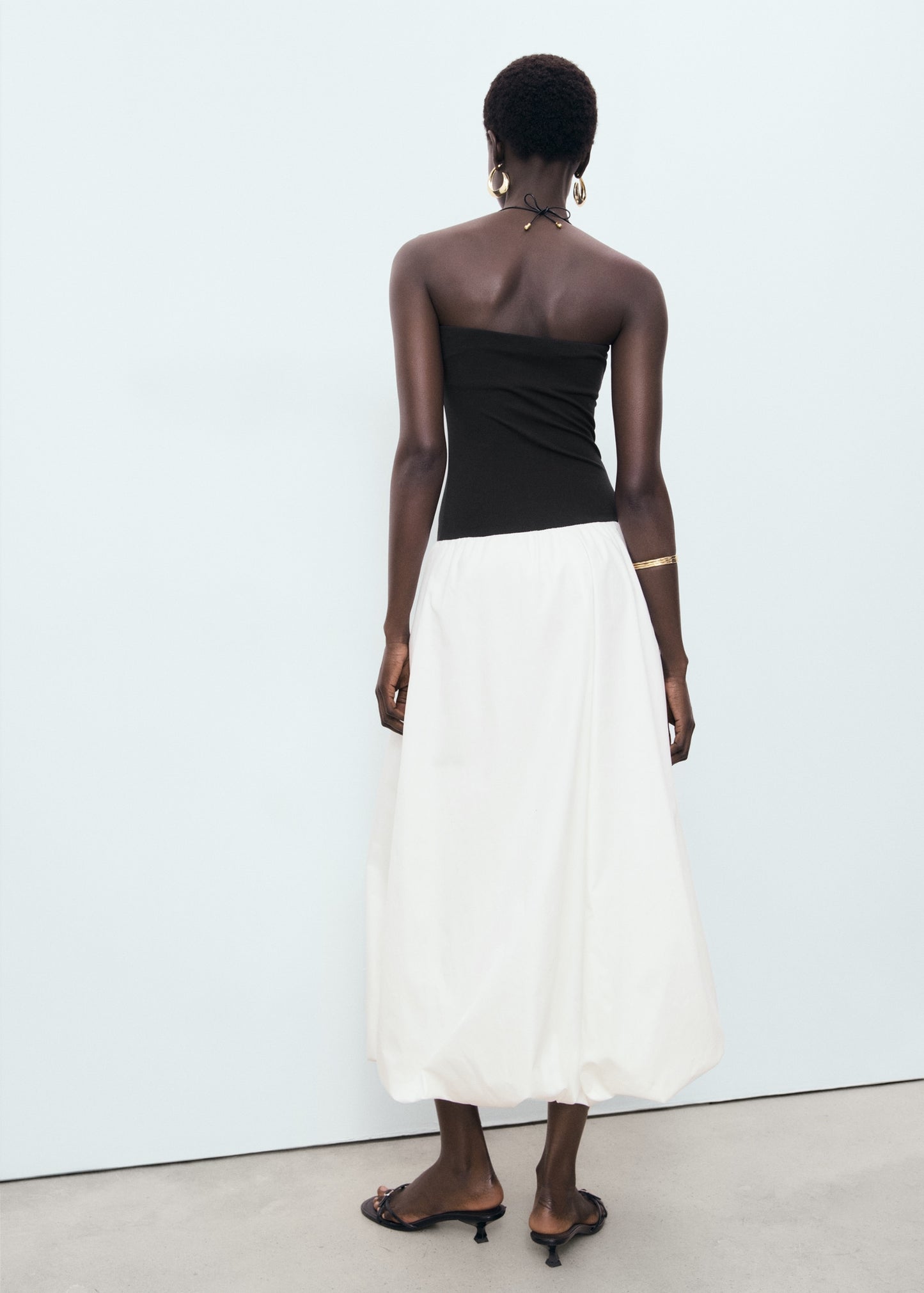 Balloon-effect strapless dress