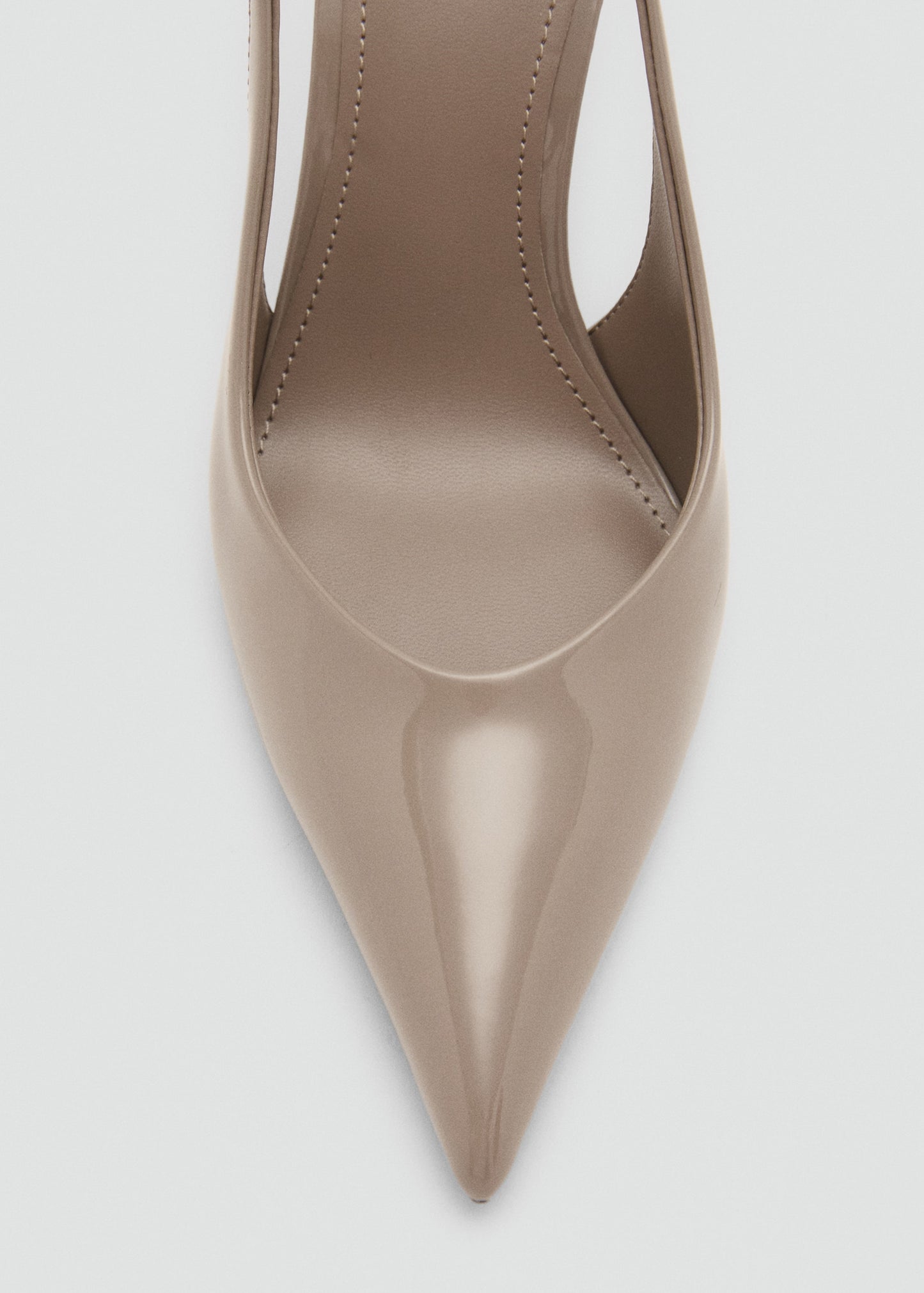 Patent heeled shoes