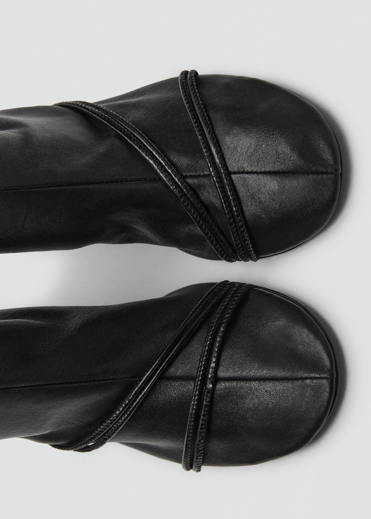 100% leather high boots with straps