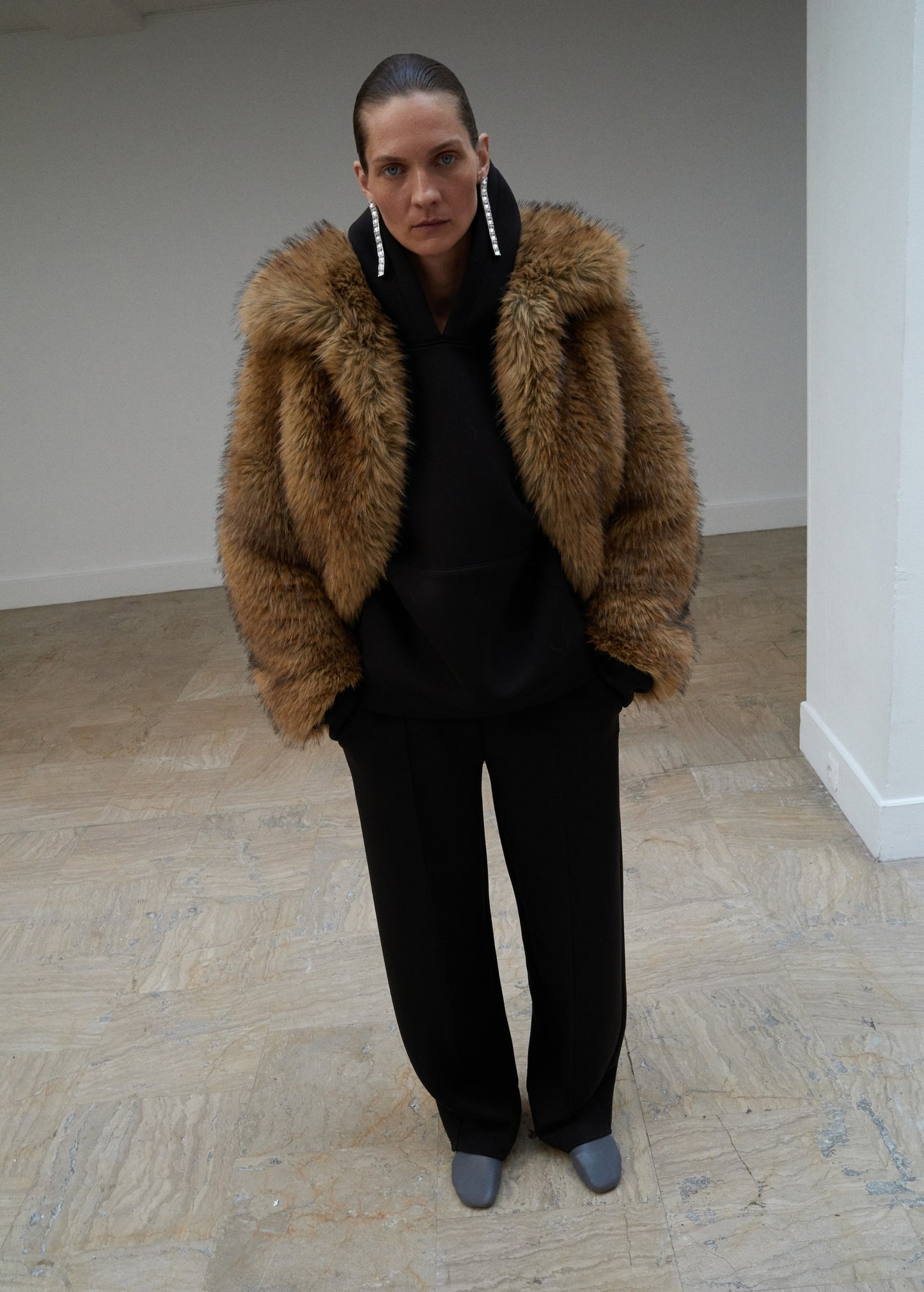 Jogger trousers with seam detail