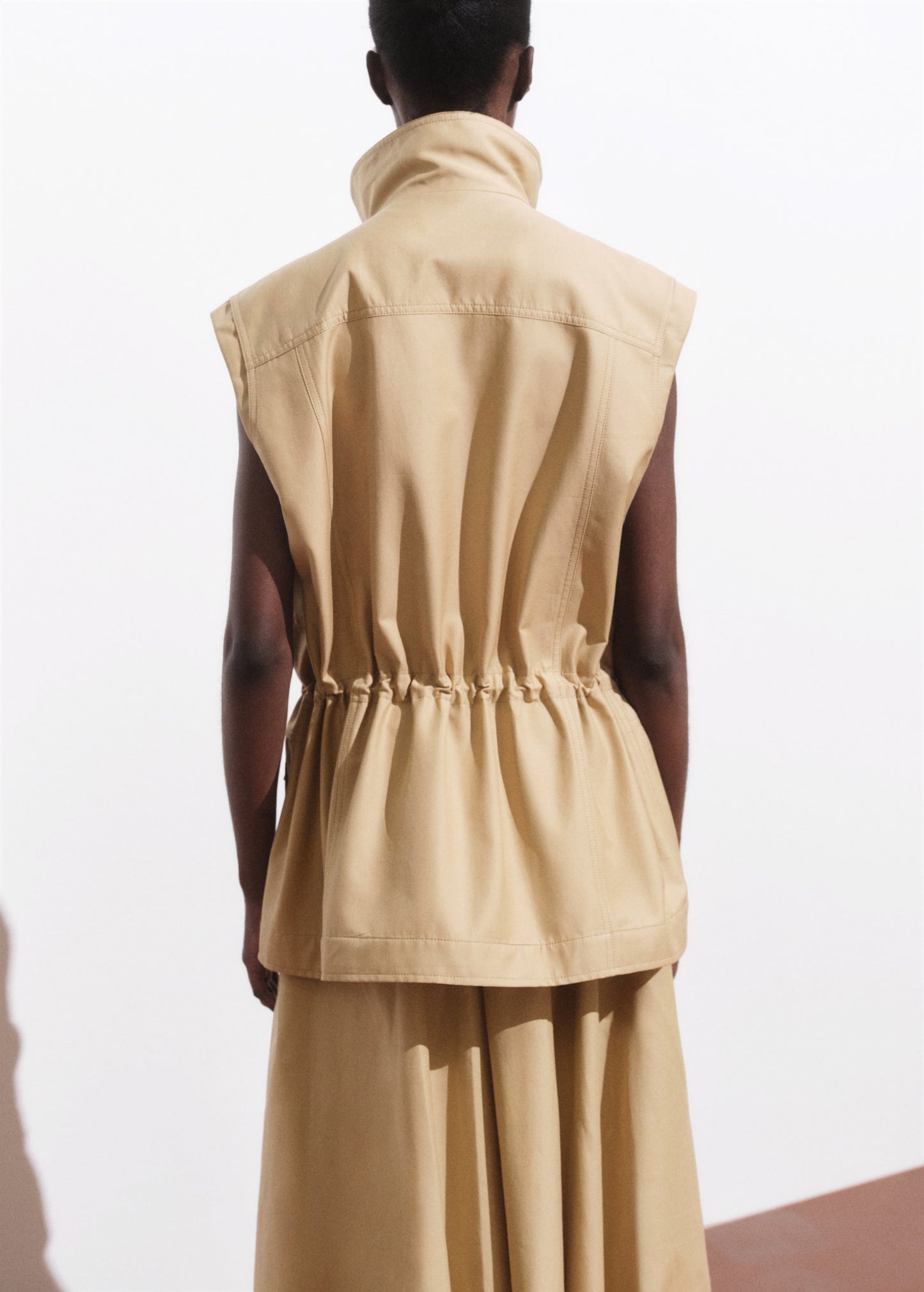 Oversized waistcoat with cargo pockets