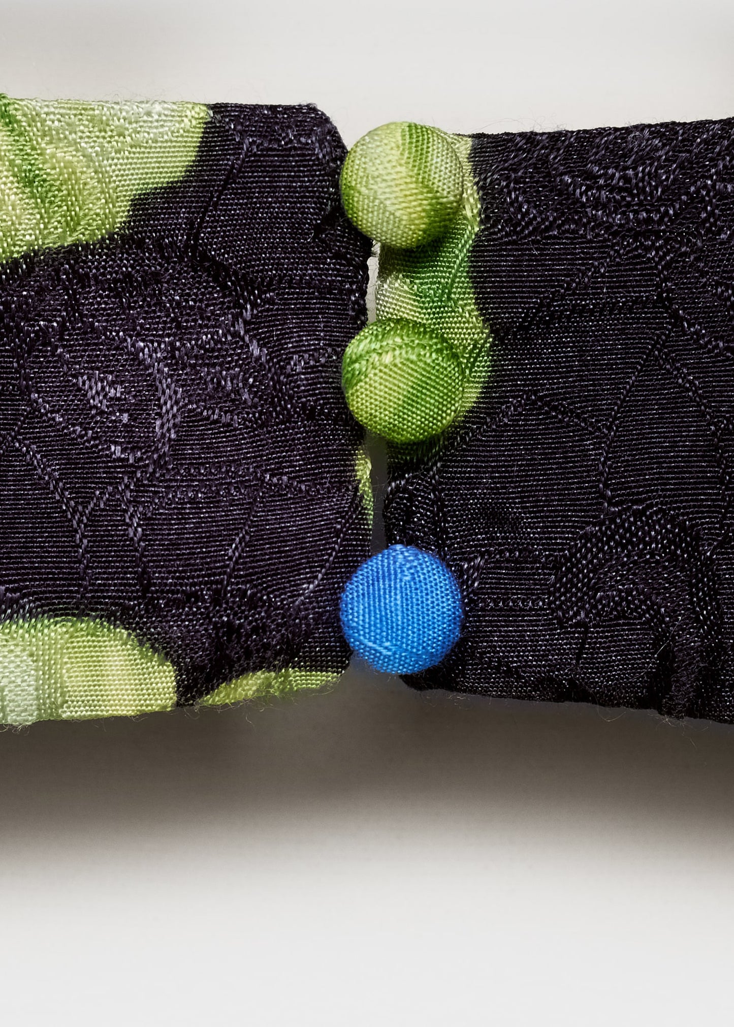 Floral open back crop blouse