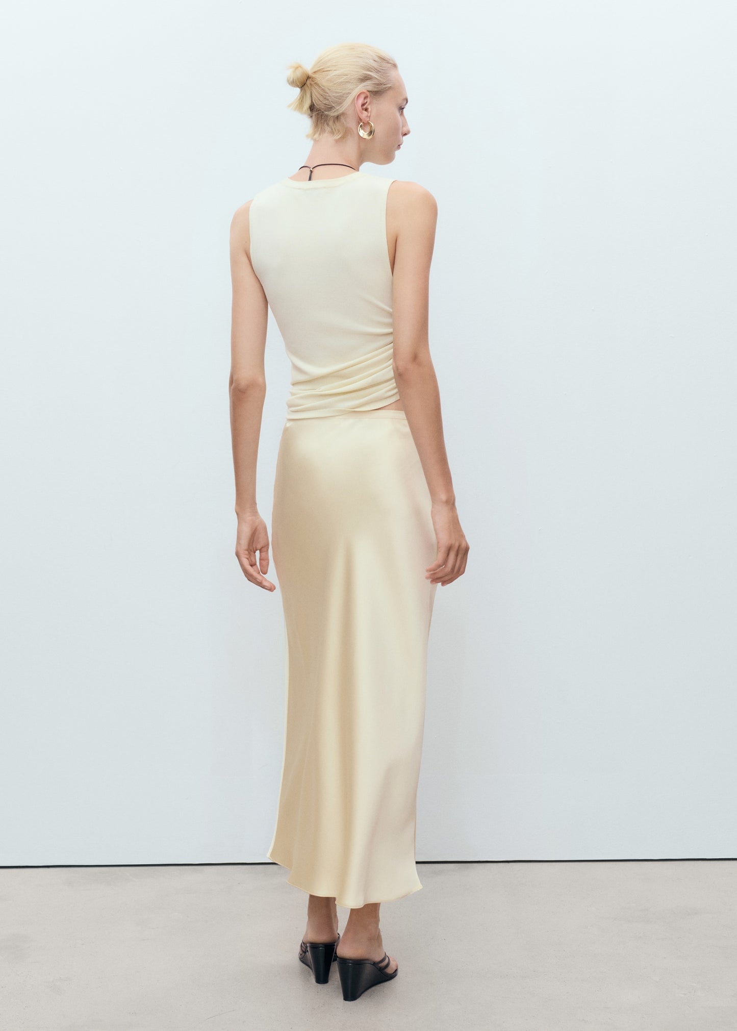 Midi satin skirt