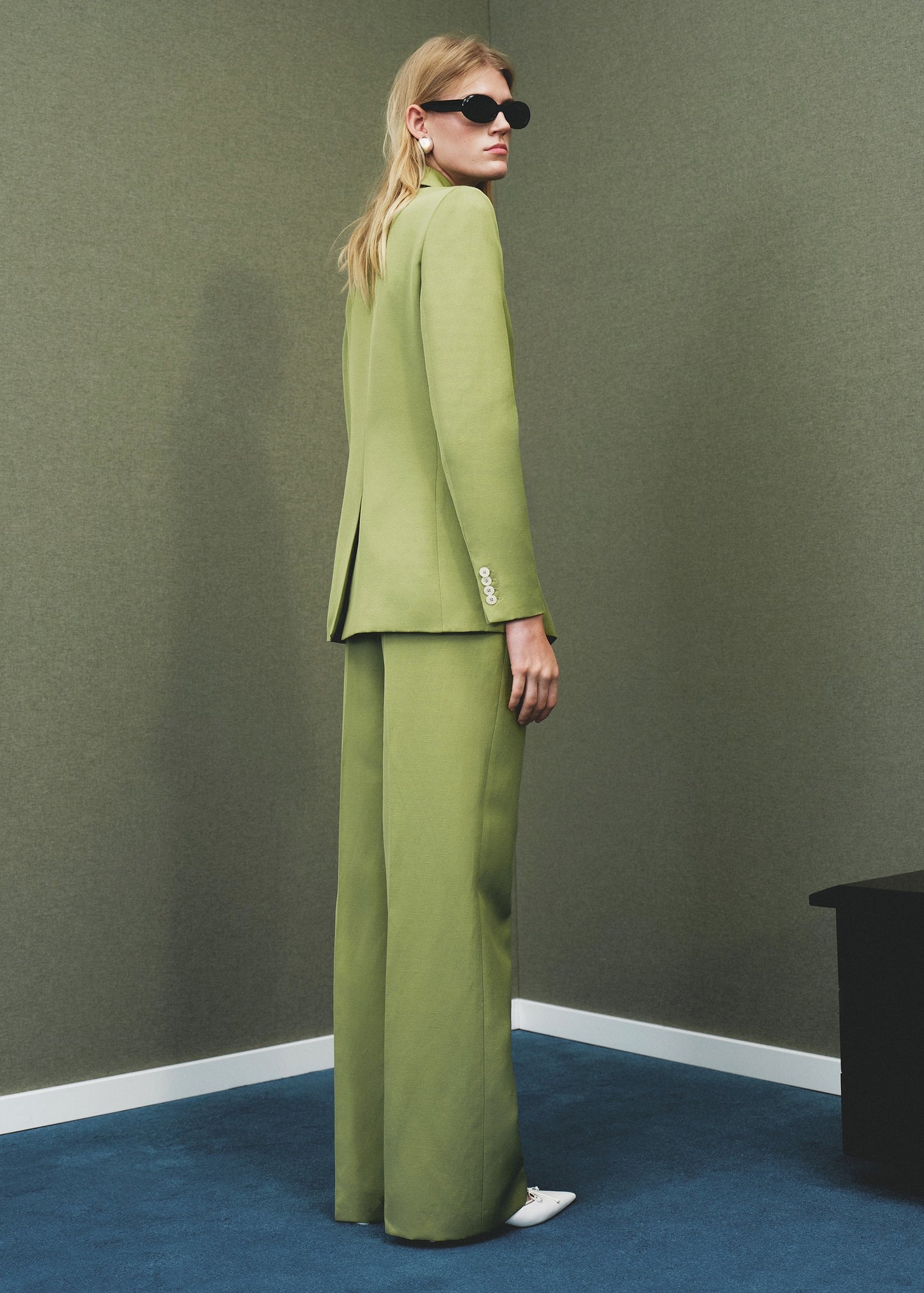 Straight-fit linen-blend suit trousers