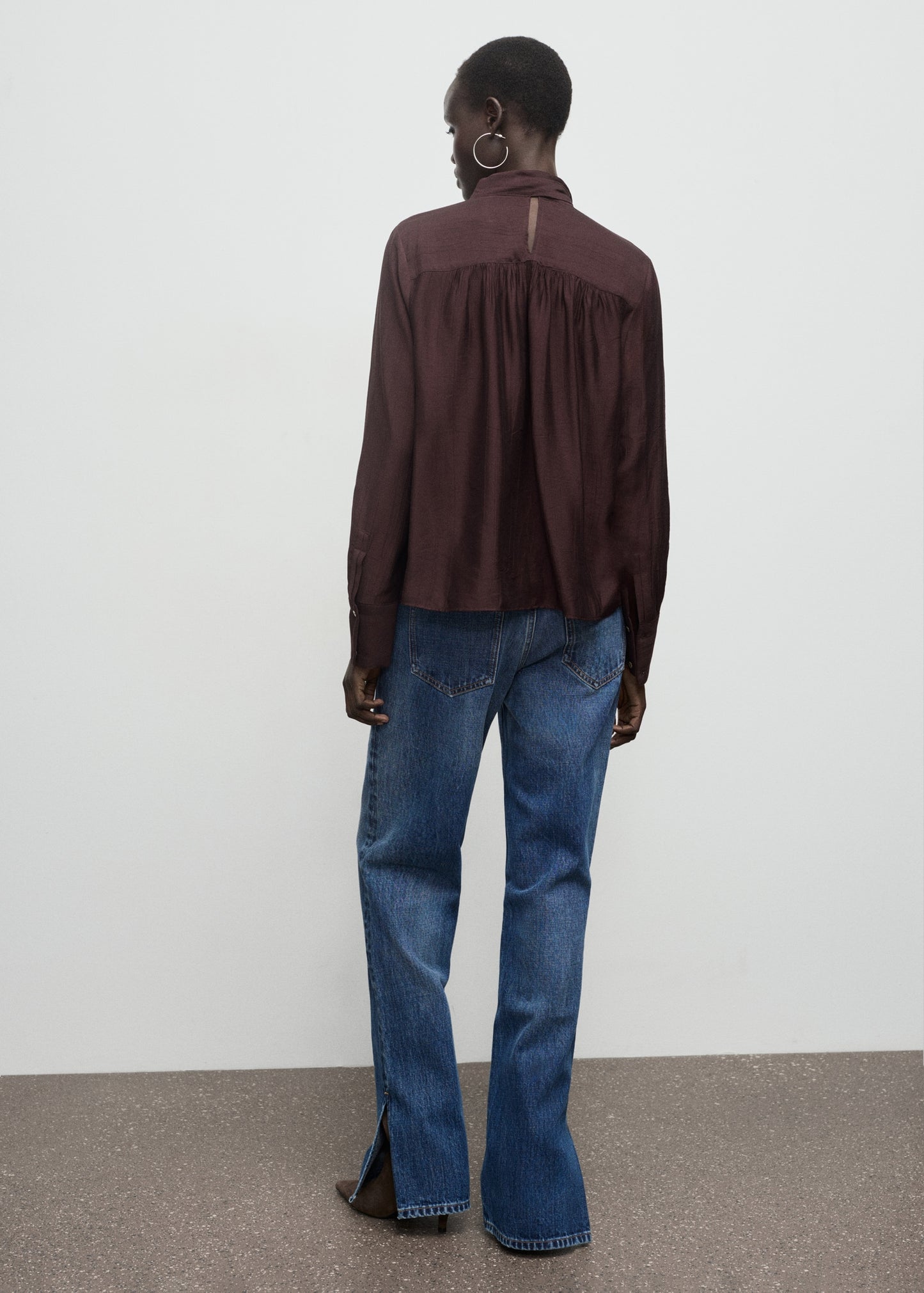 Textured blouse with foulard