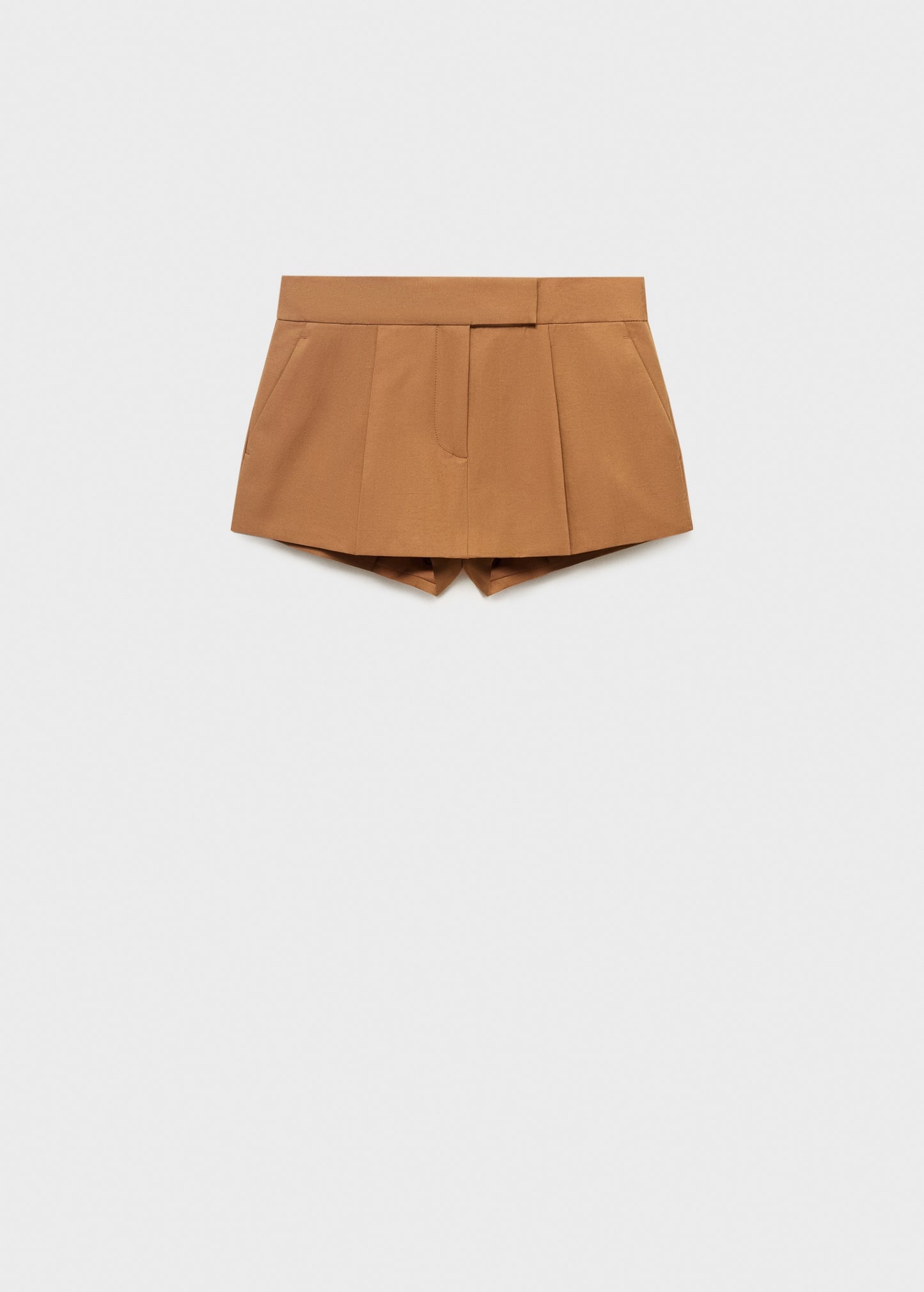Mini-skirt with pleats
