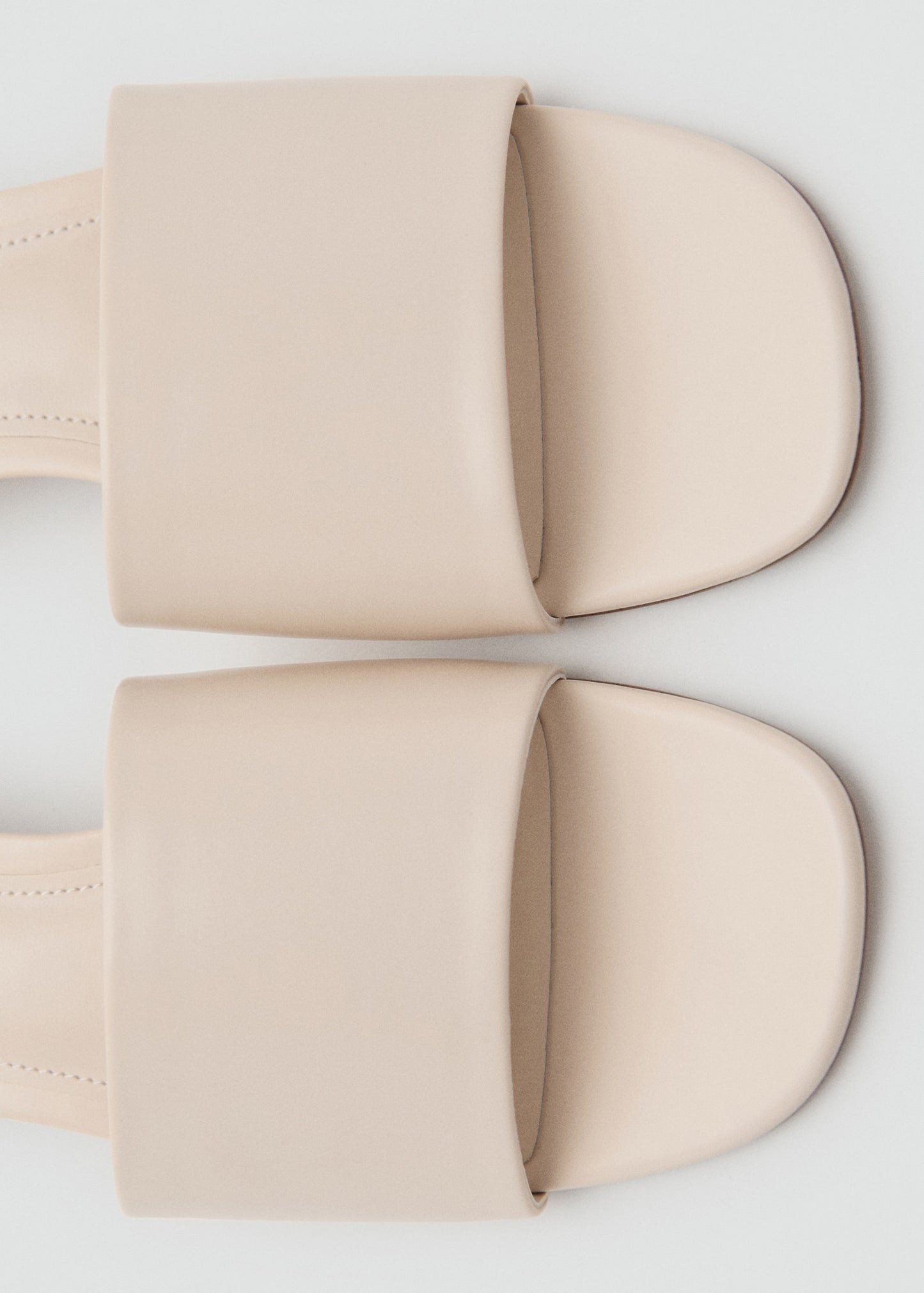 Block-heel sandals with strap