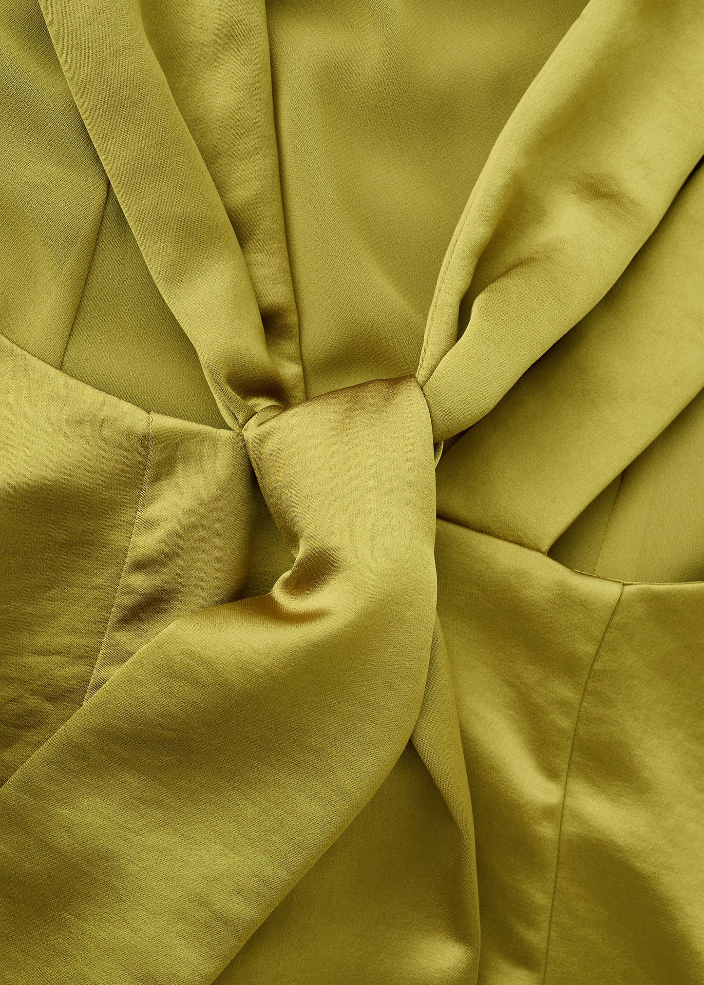 Open-back satin-effect dress