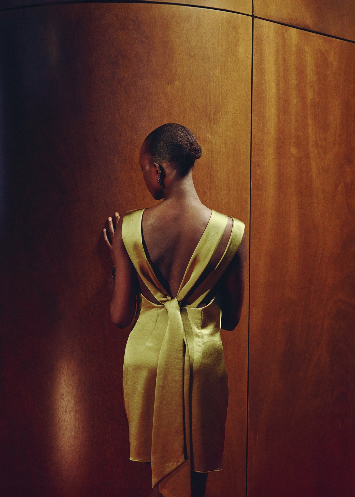 Open-back satin-effect dress