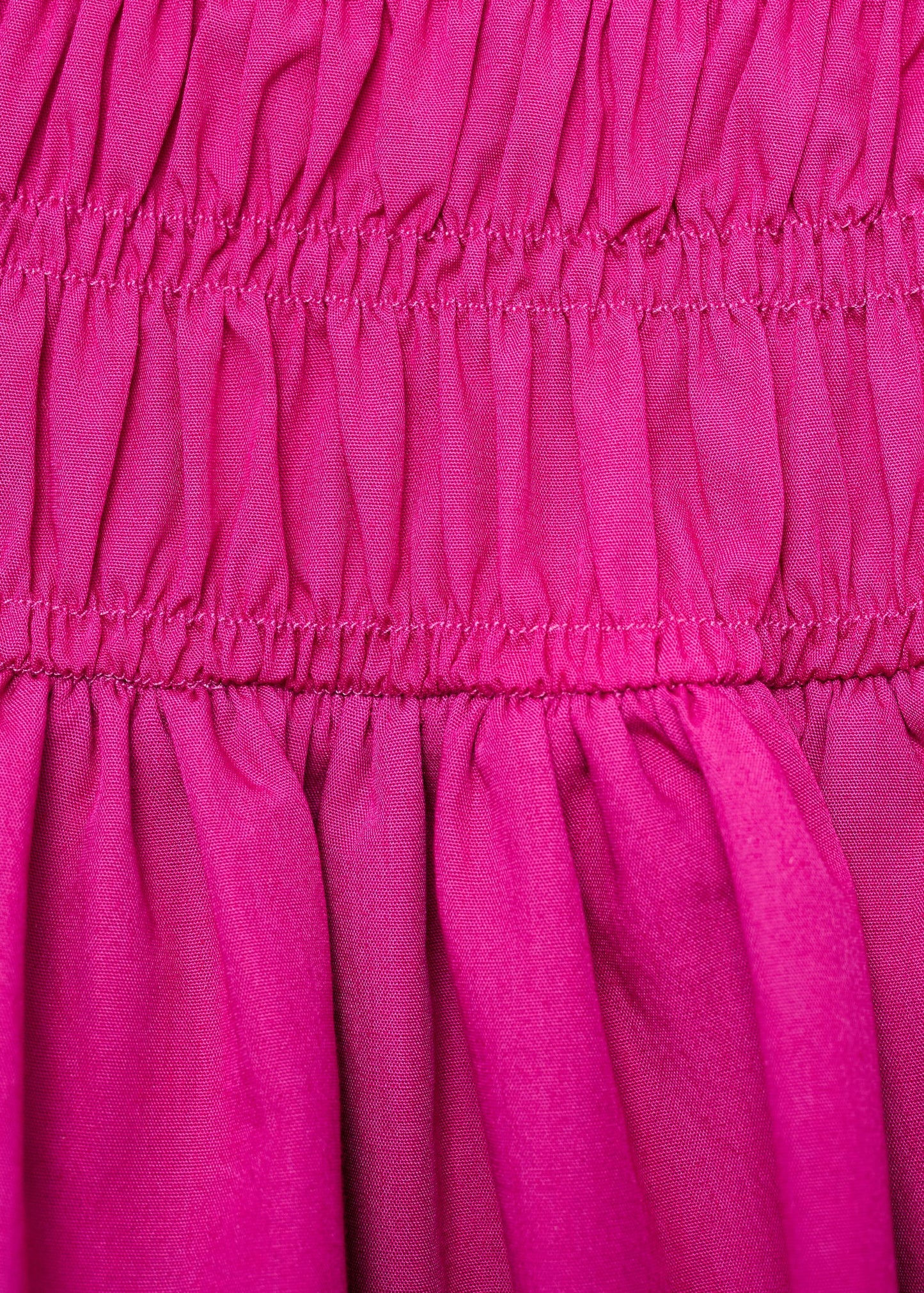 Short gathered balloon dress