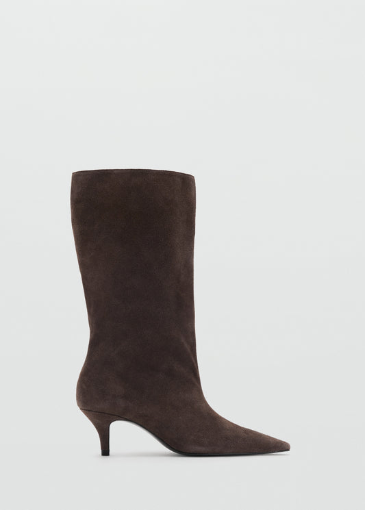 Suede ankle boot with kitten heel