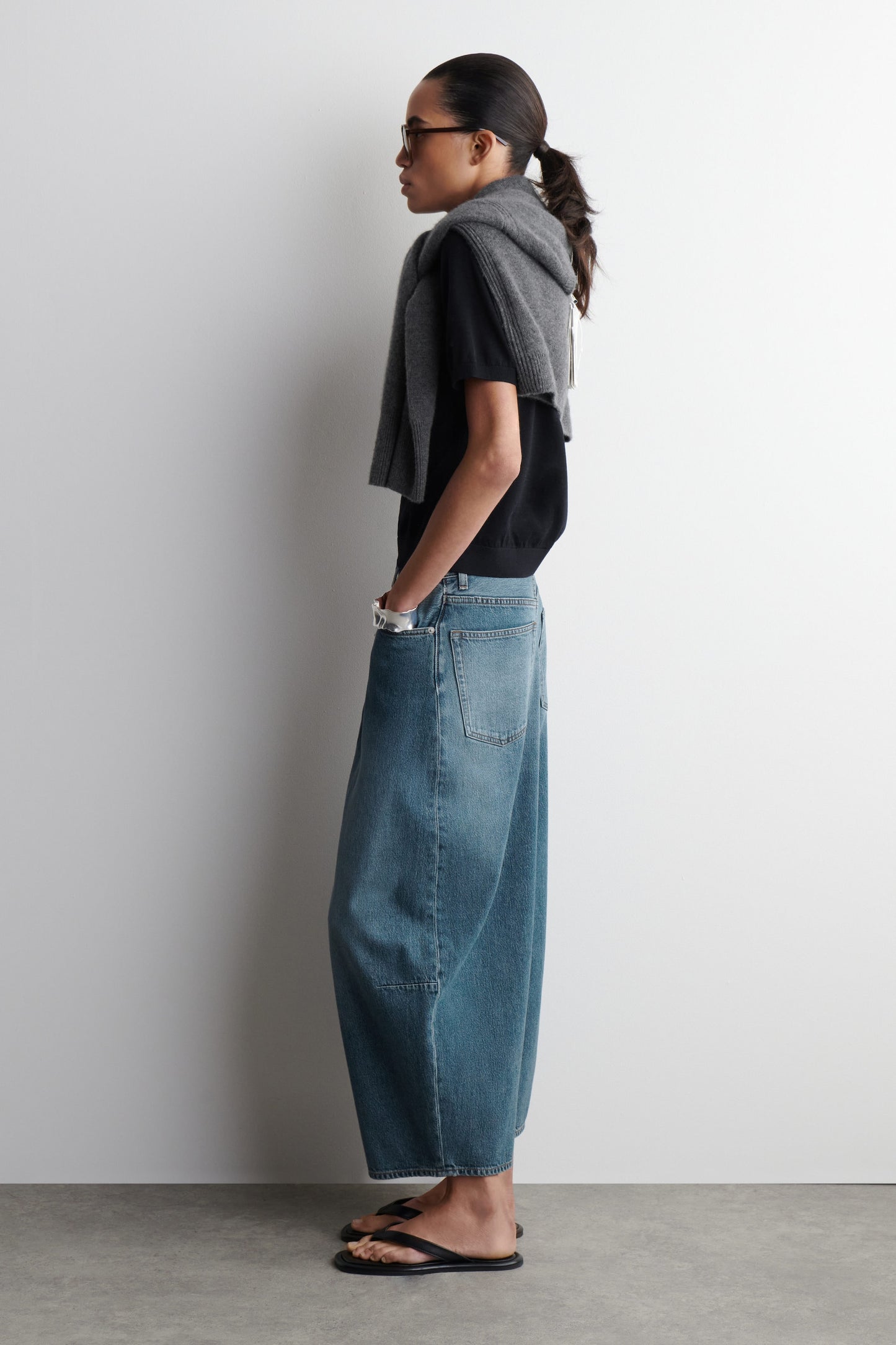 Twine Barrel-Leg Jeans