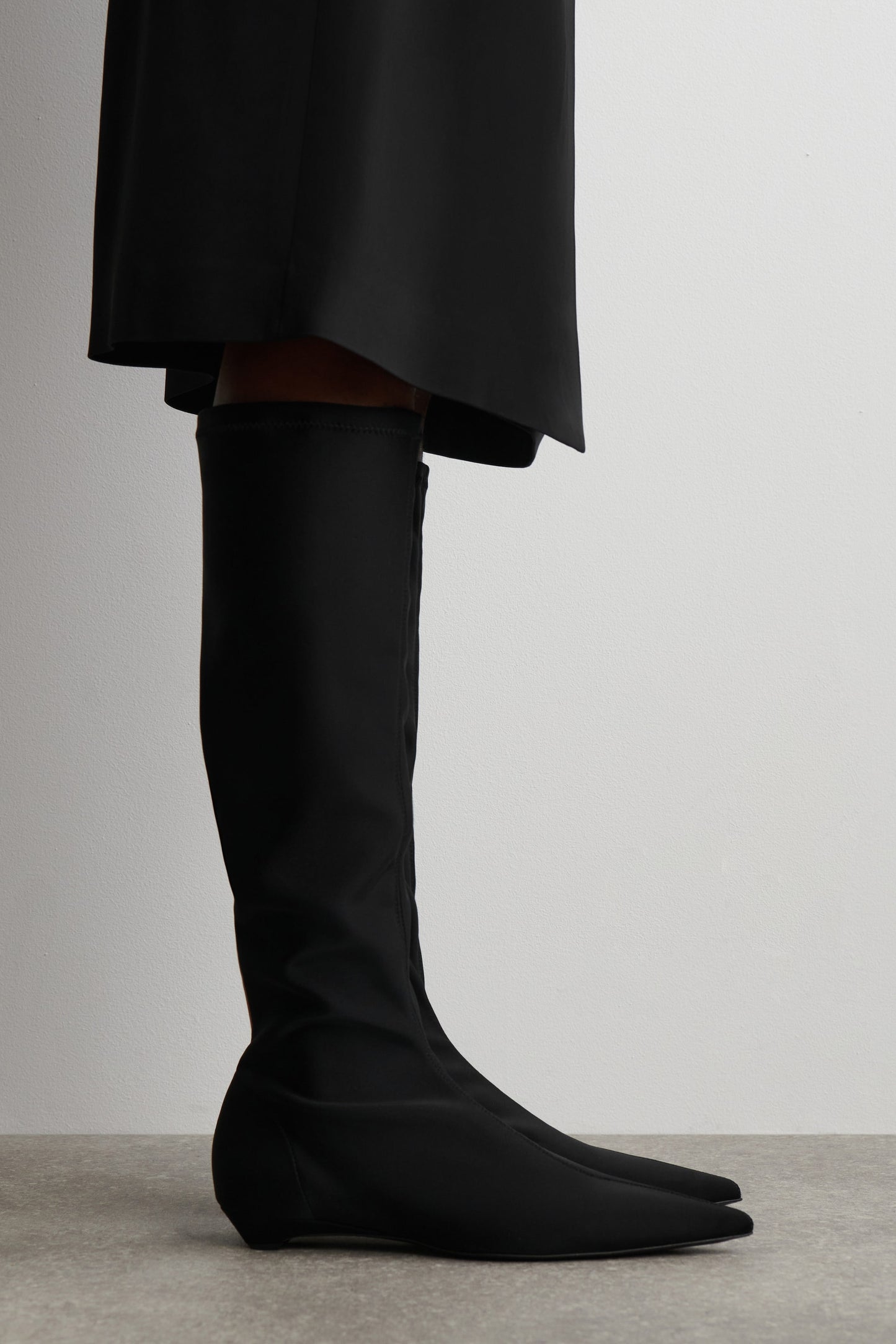 Pointed Scuba Knee Sock Boots