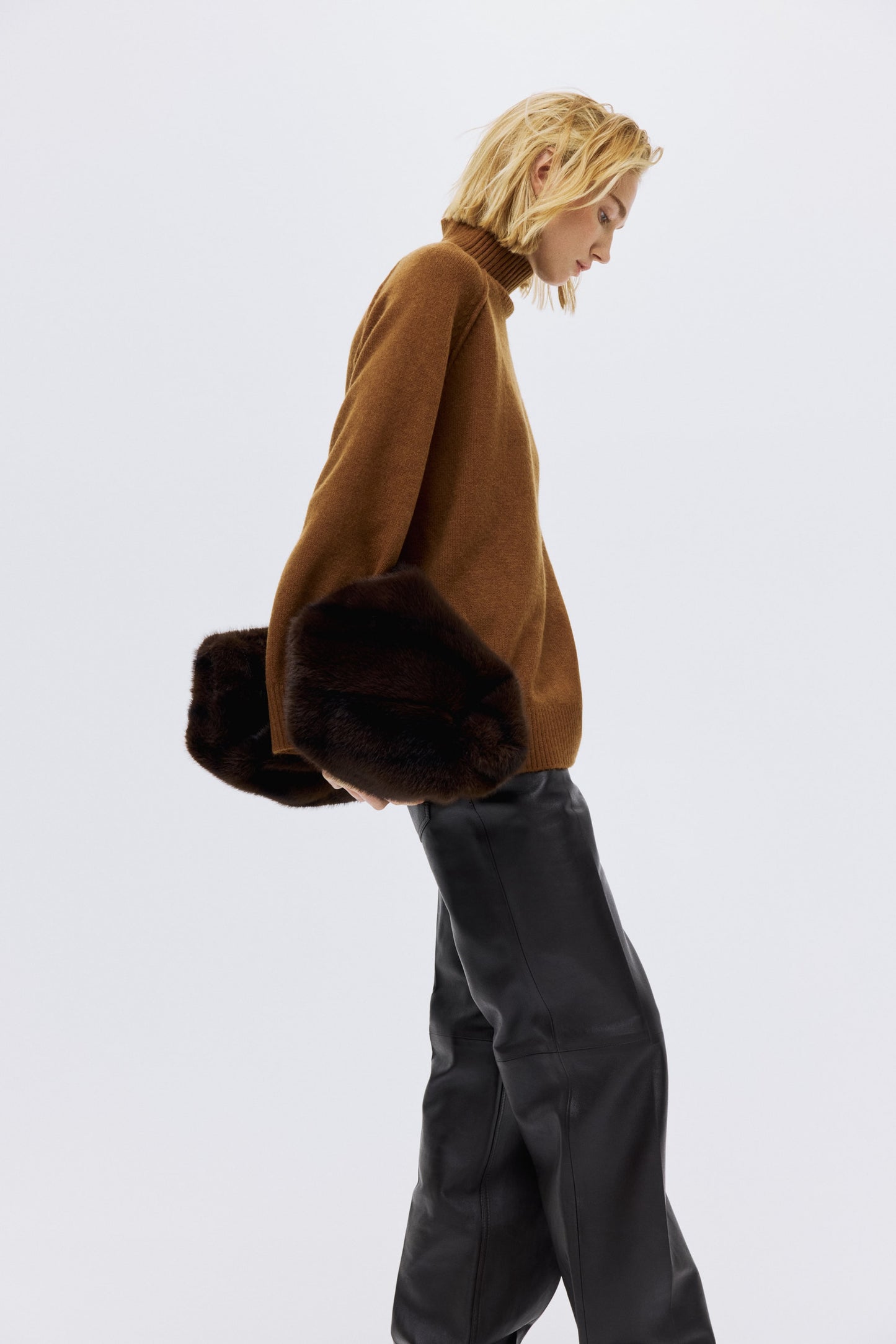 Oversized turtleneck jumper