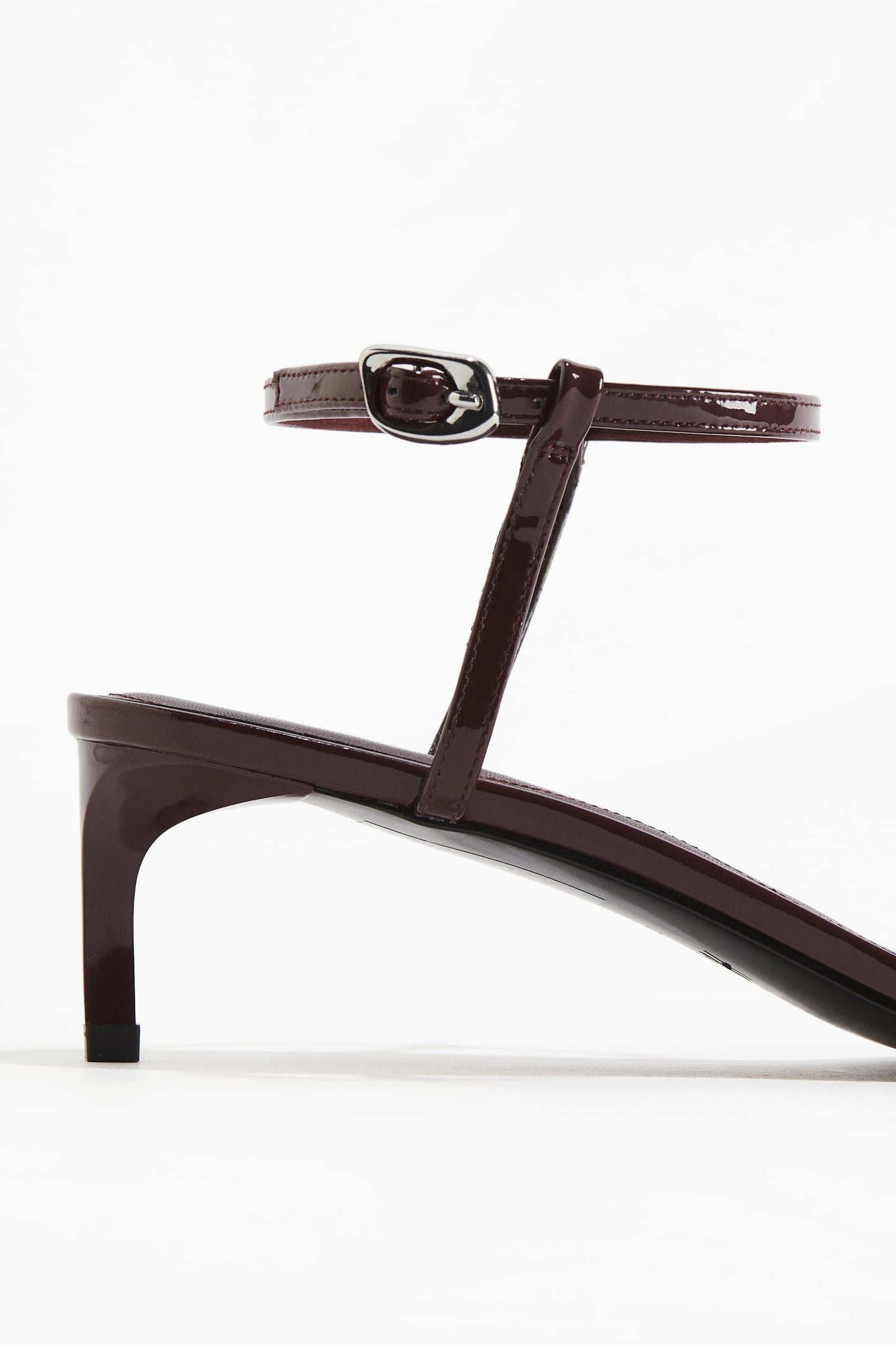 Heeled strappy sandals