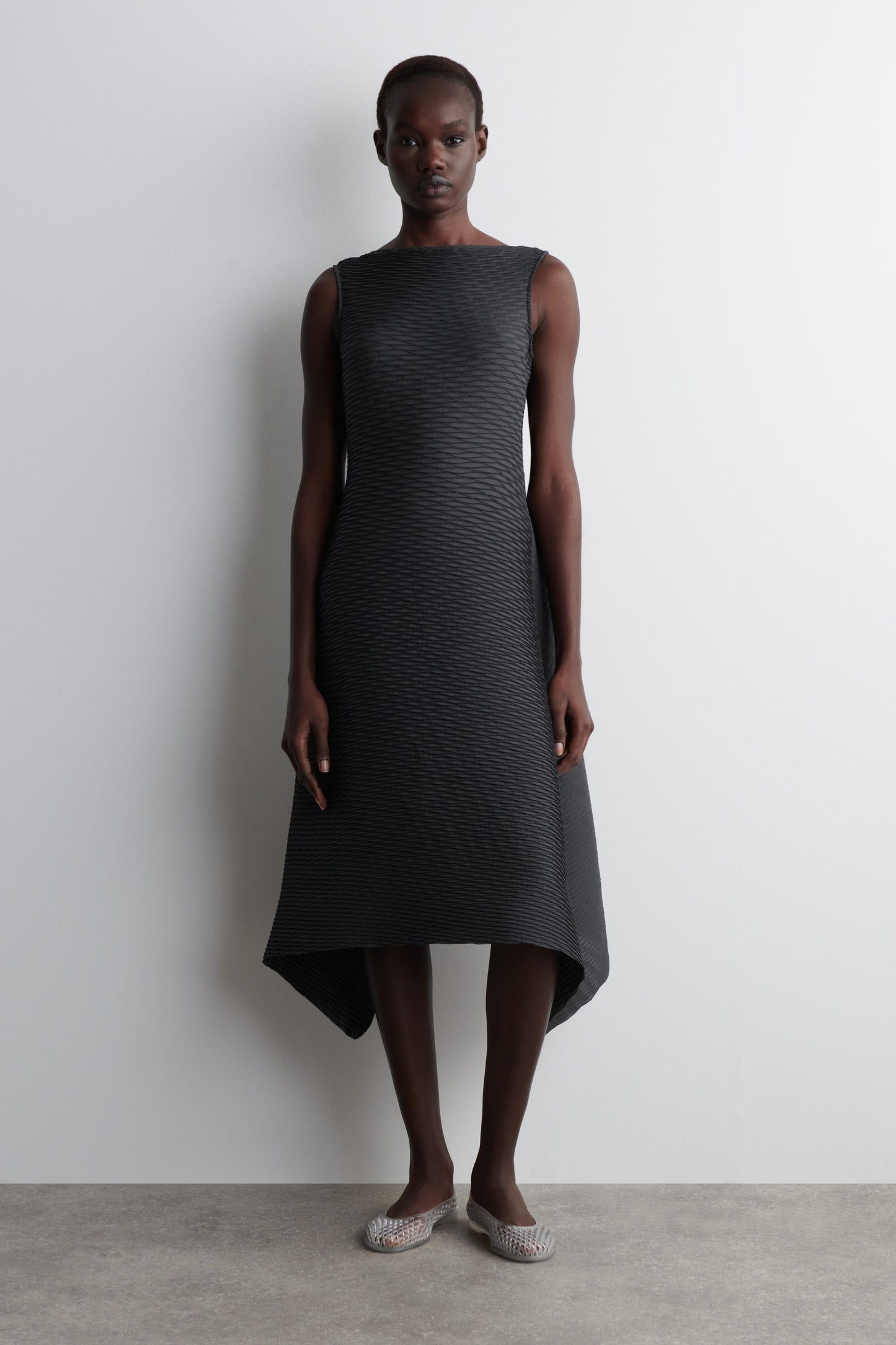 Voluminous Pleated Midi Dress