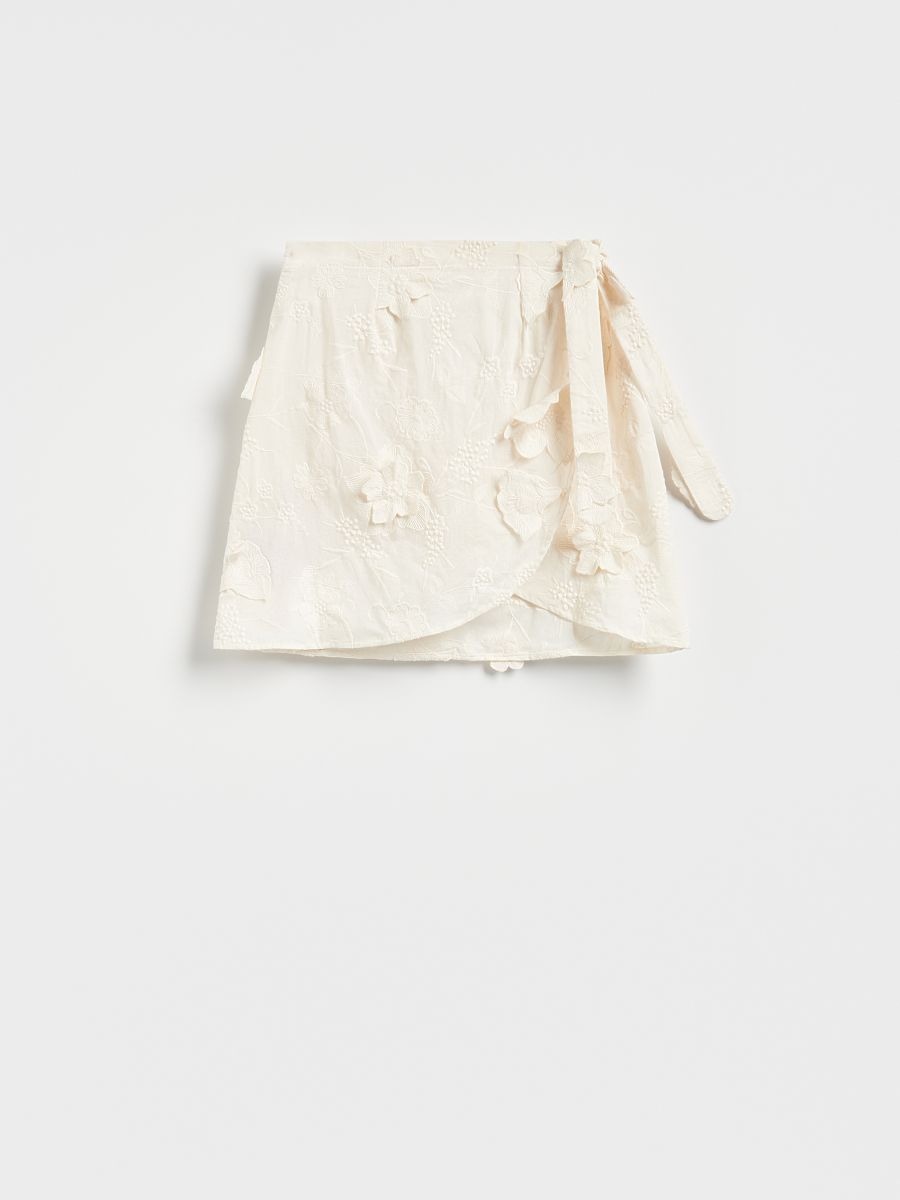 Short sarong