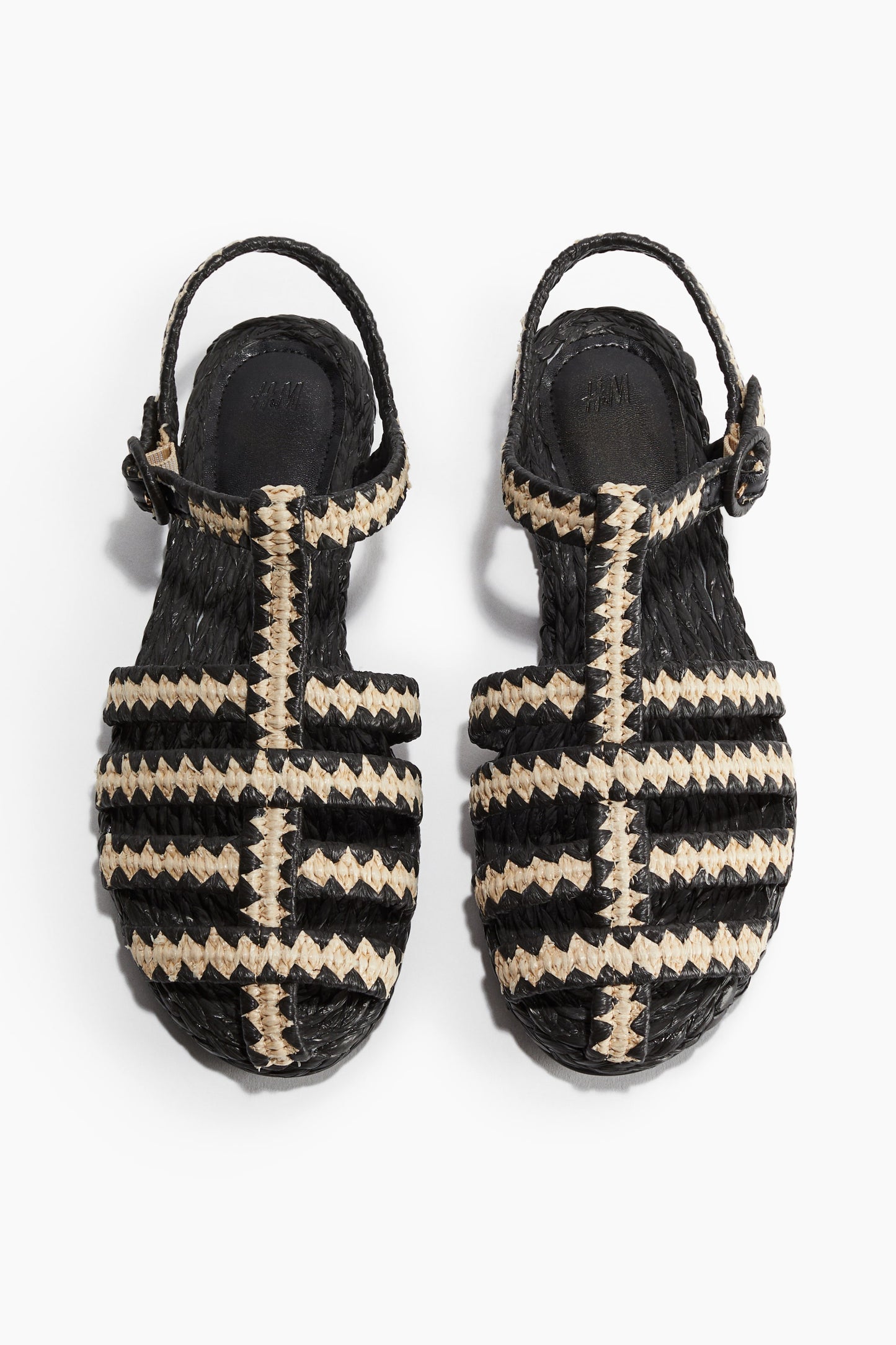 Straw fisherman sandals